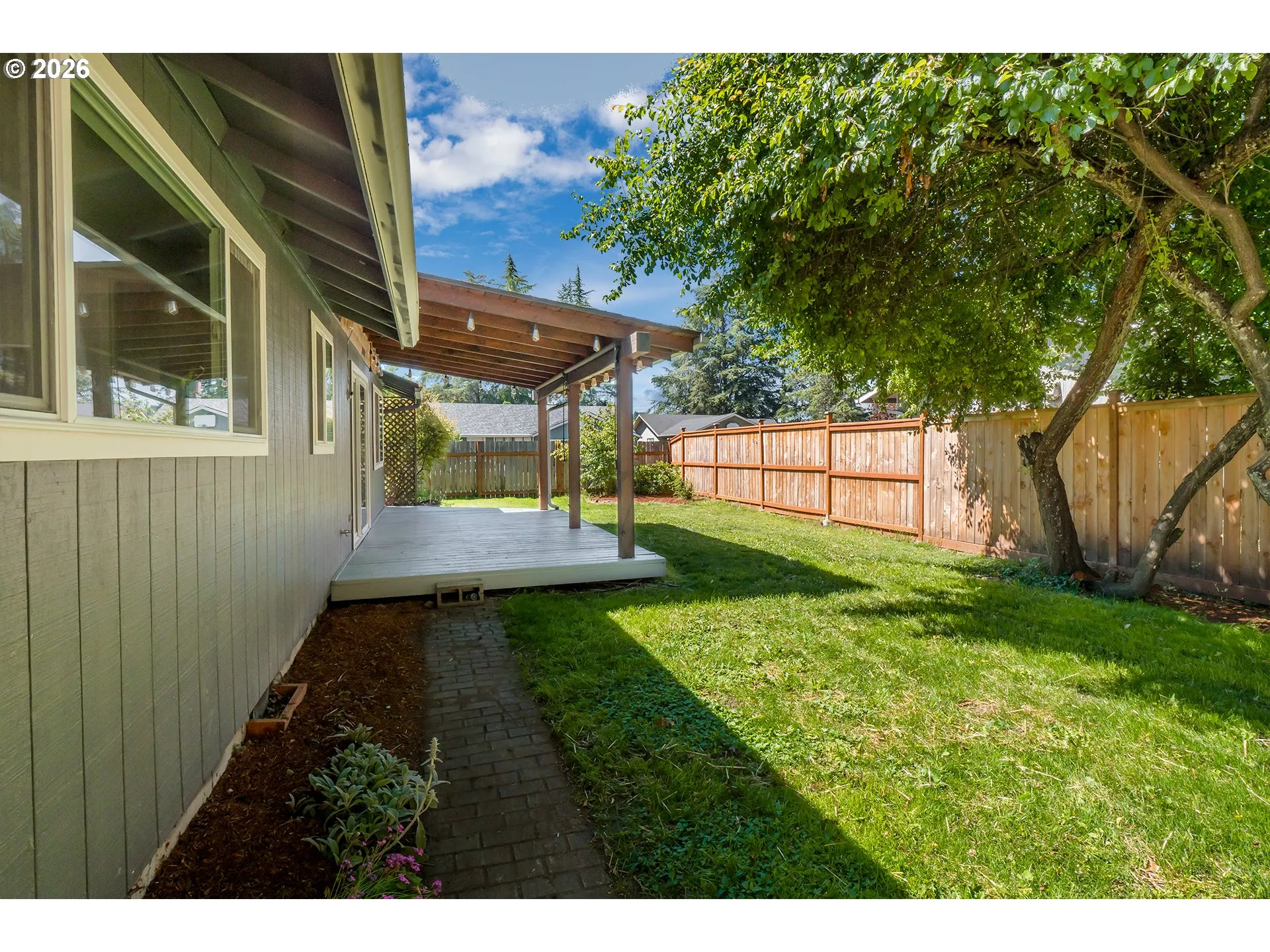 Yard-Back