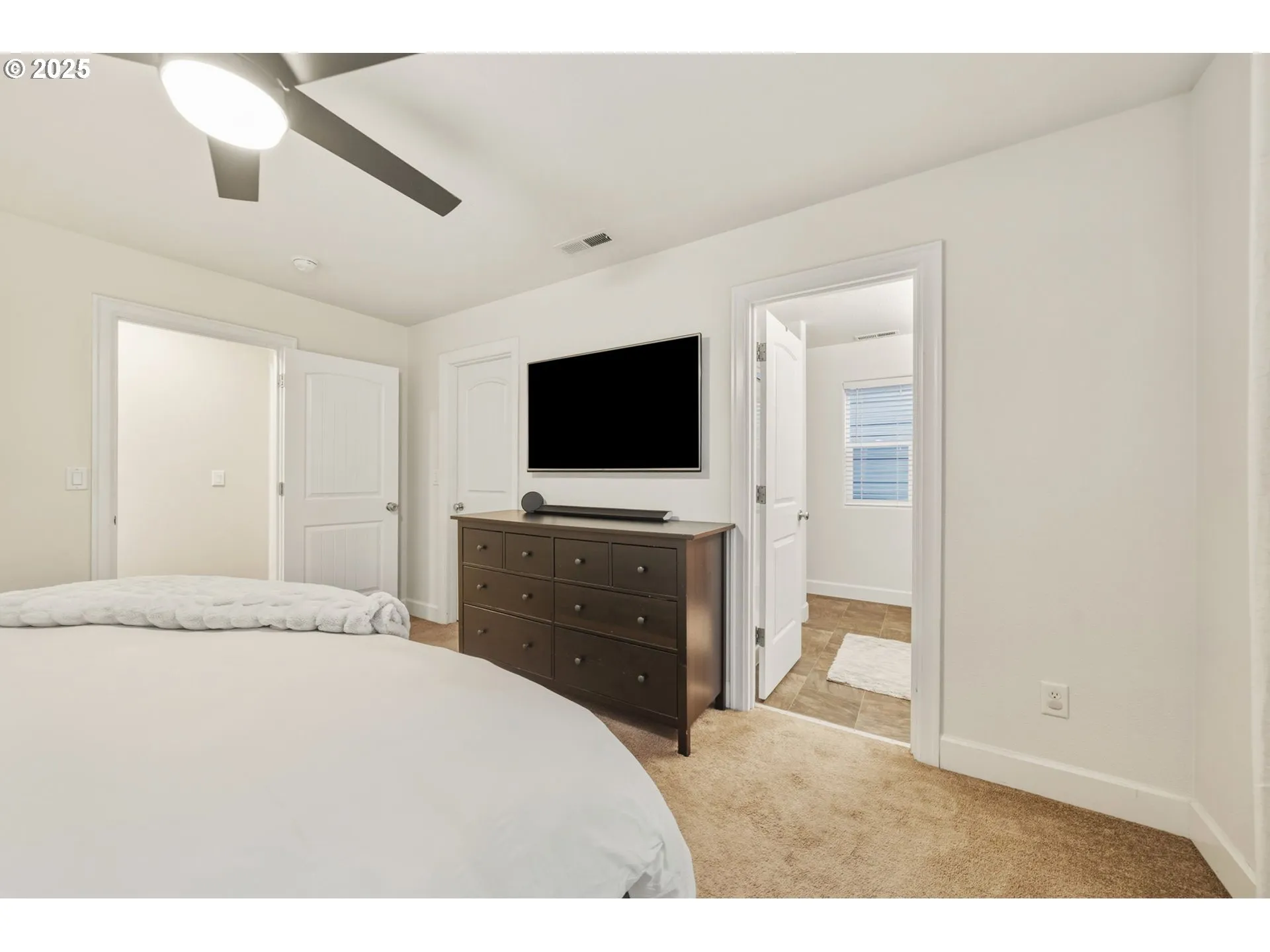 Primary Bedroom-Attached Bathroom