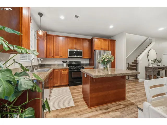 Kitchen-Island