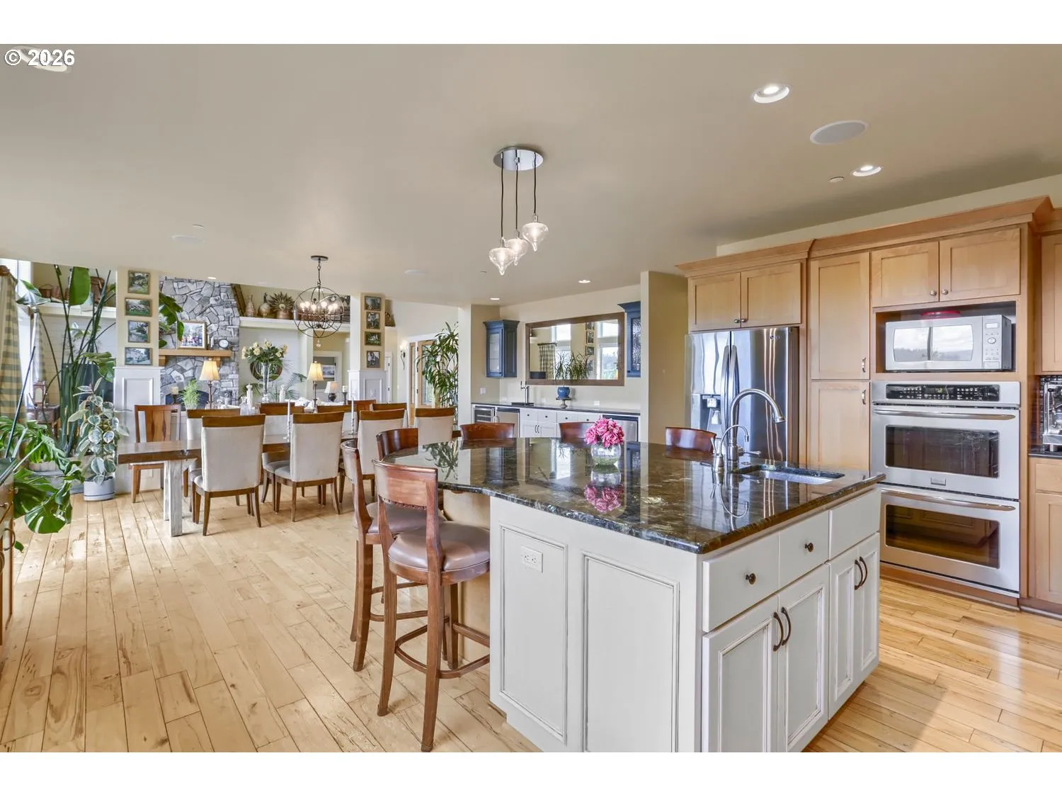 Kitchen-Island