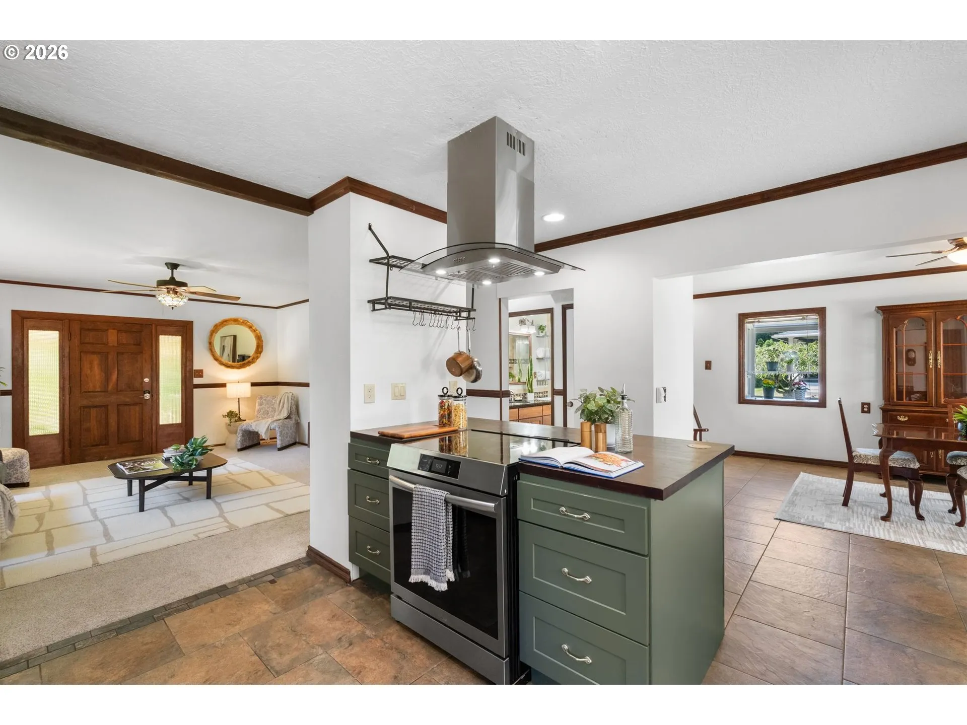 Kitchen-Cooking Island
