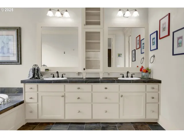Primary Bedroom-Attached Bathroom