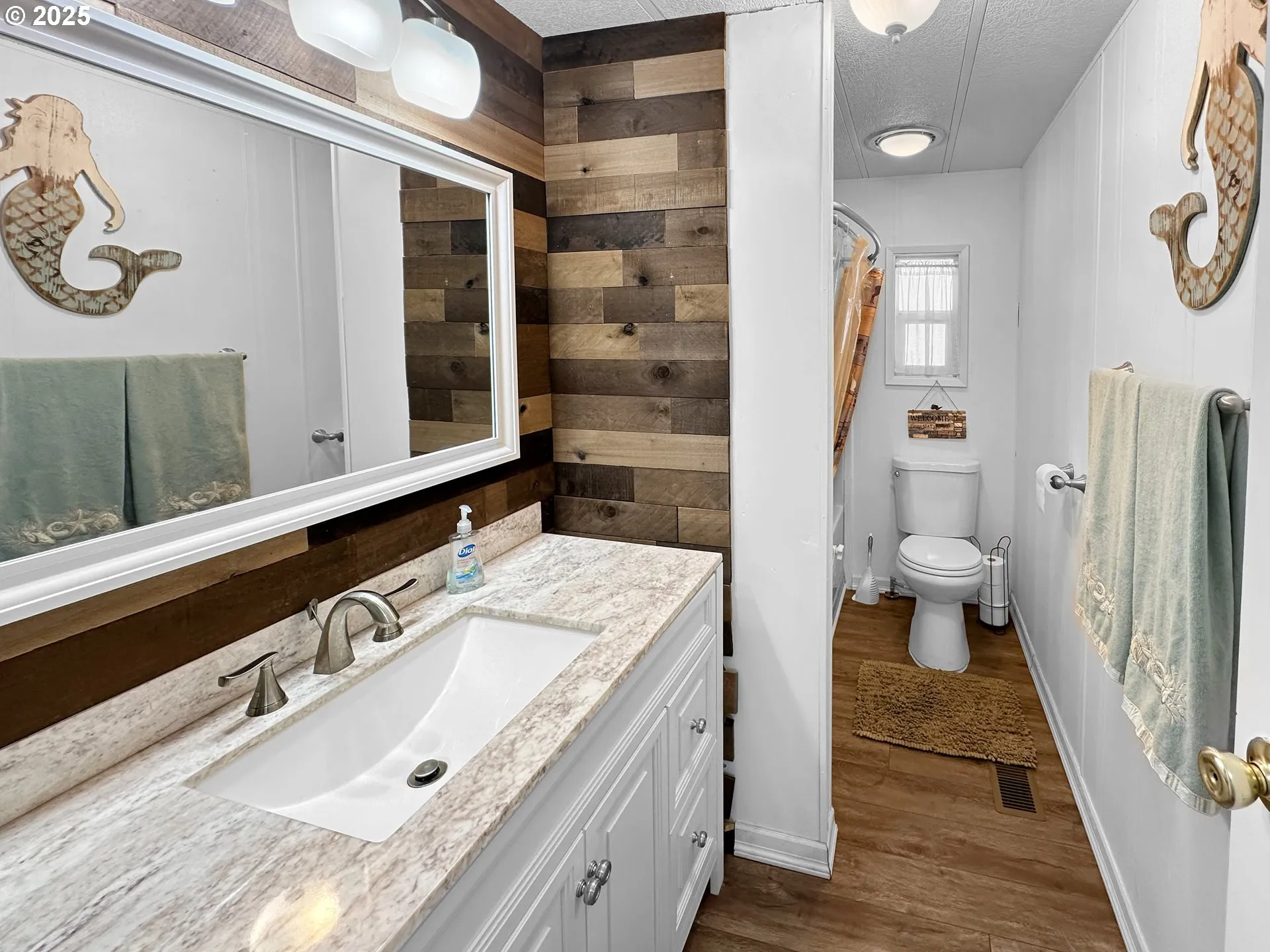 Bathroom-Hall