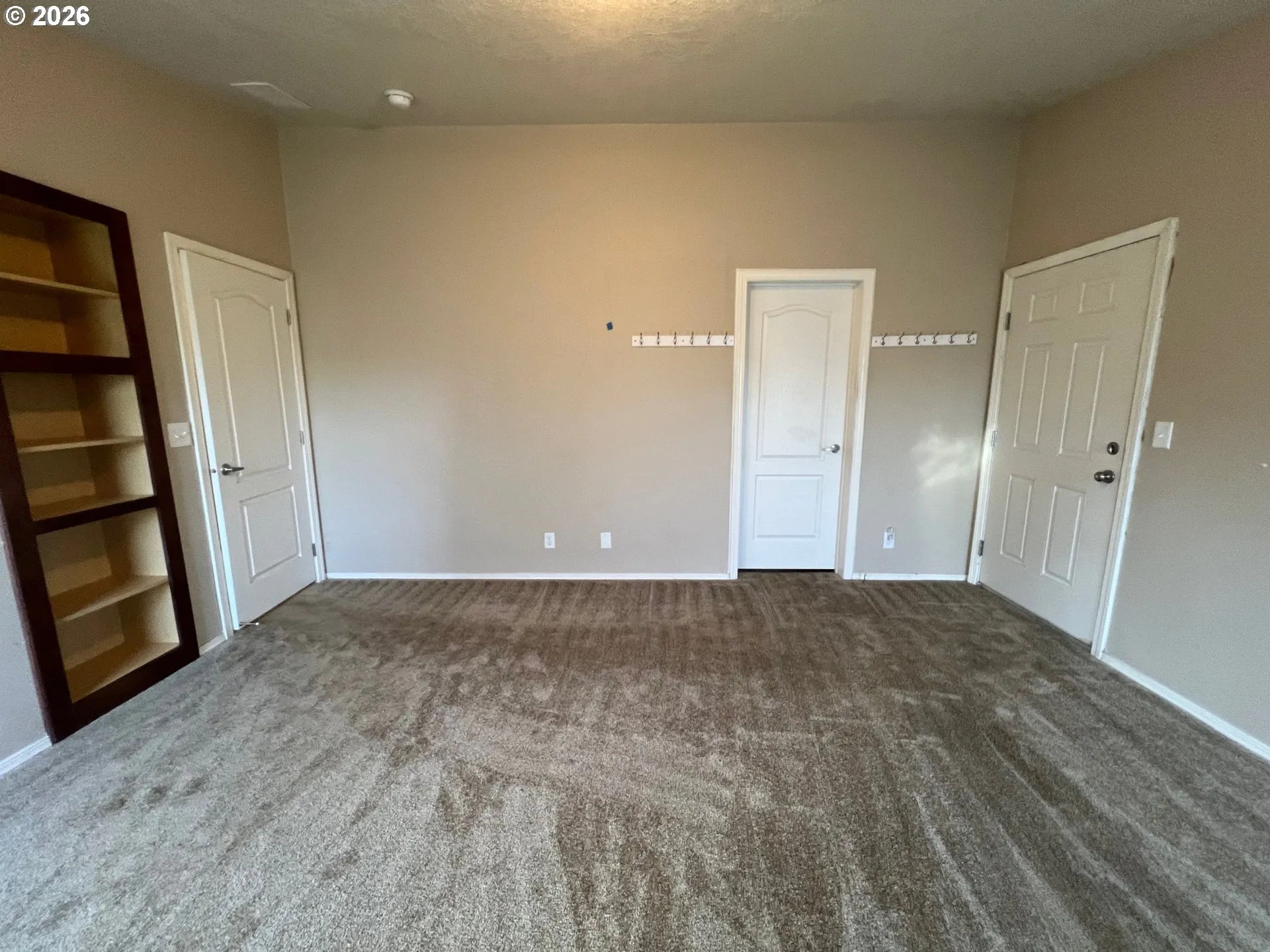 Bedroom, Primary