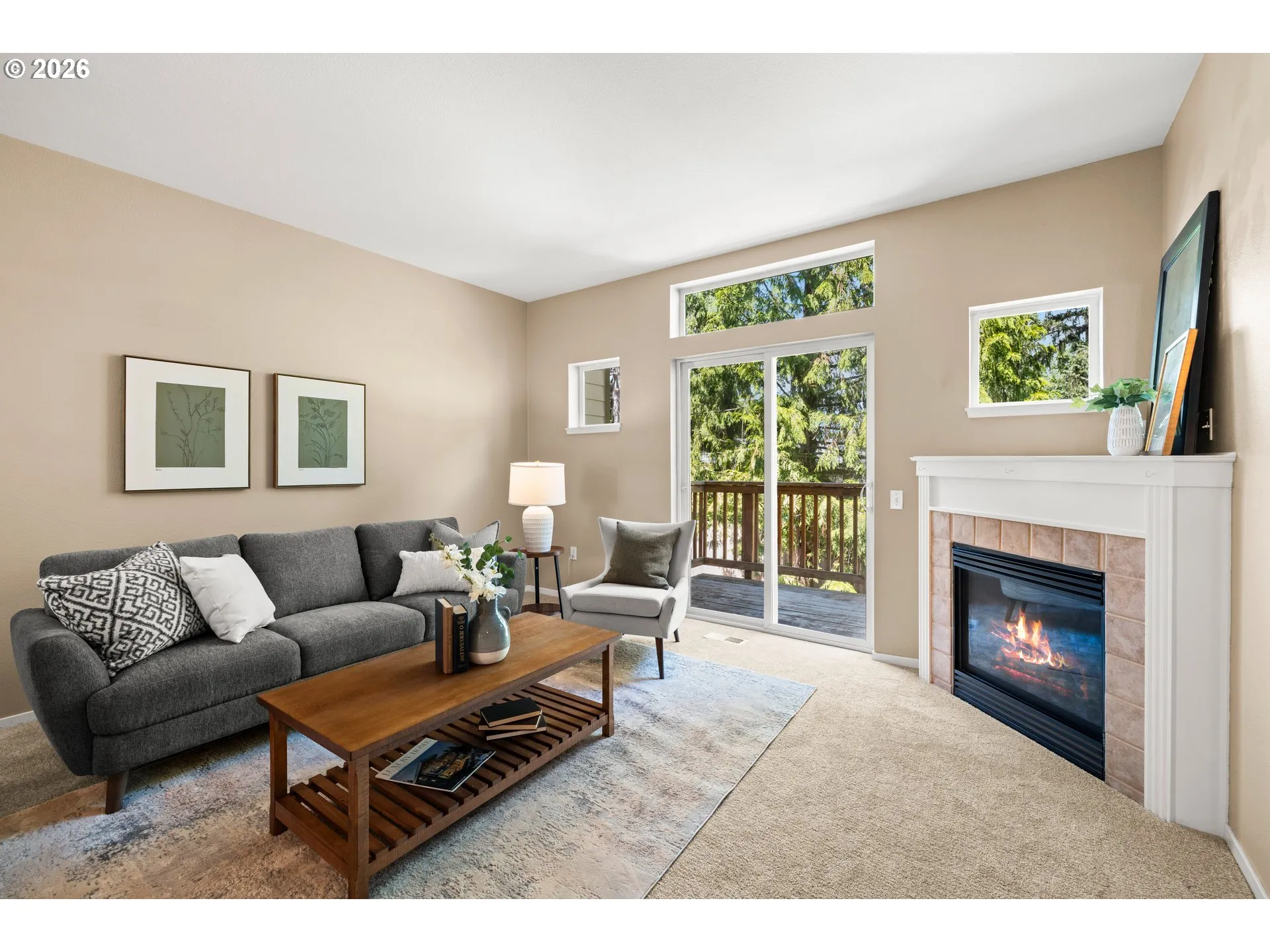 Living Room-Fireplace
