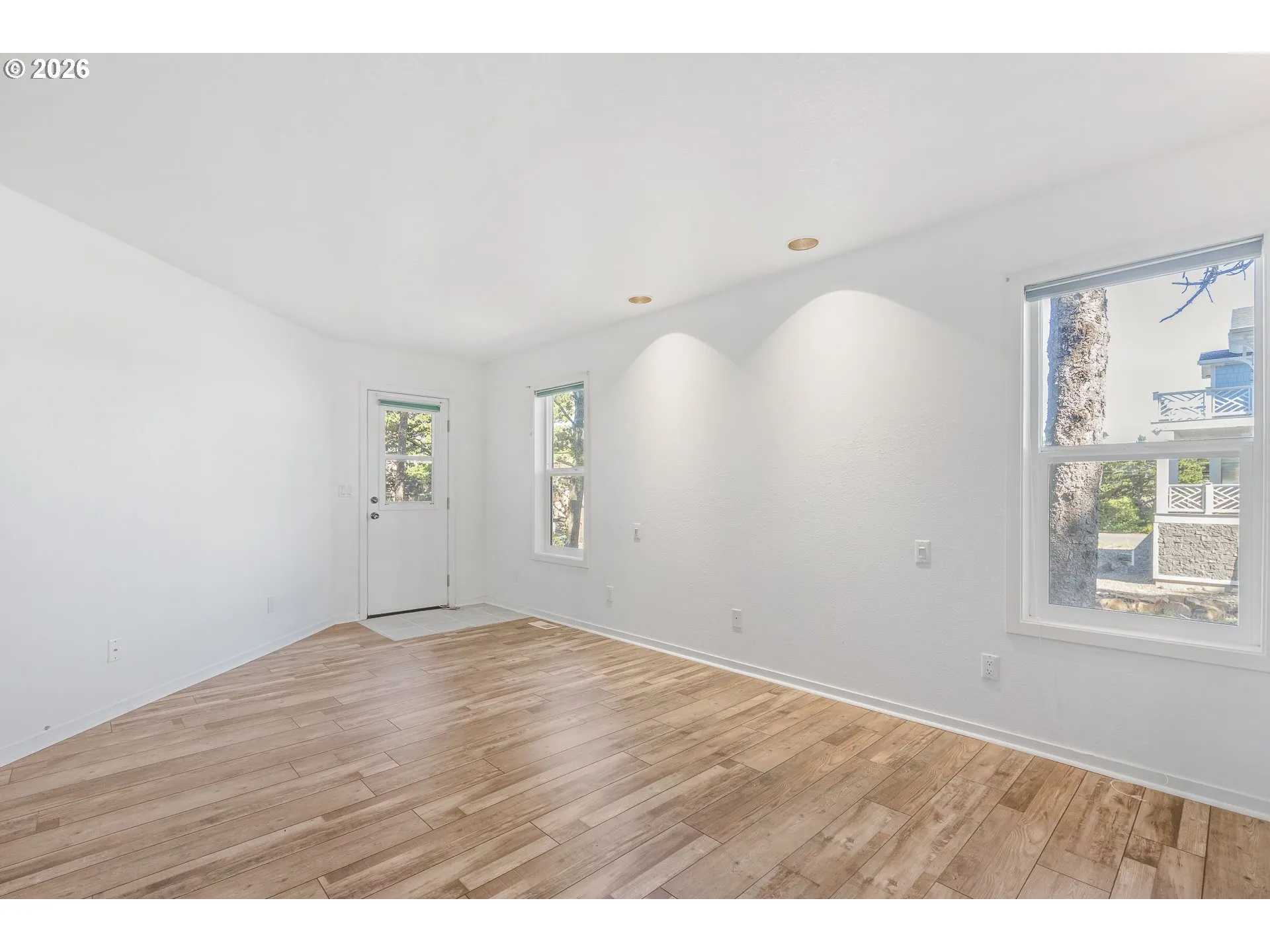 Bedroom, Primary