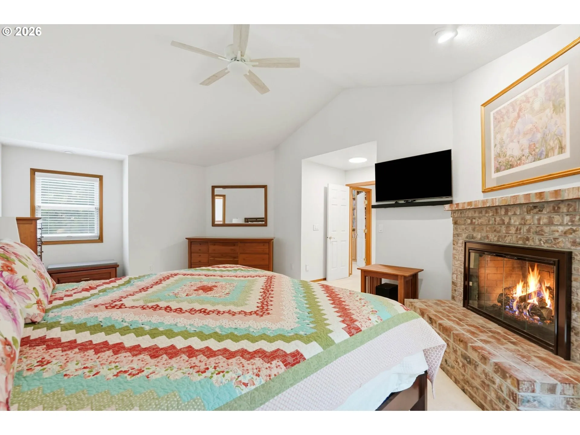 Bedroom, Primary
