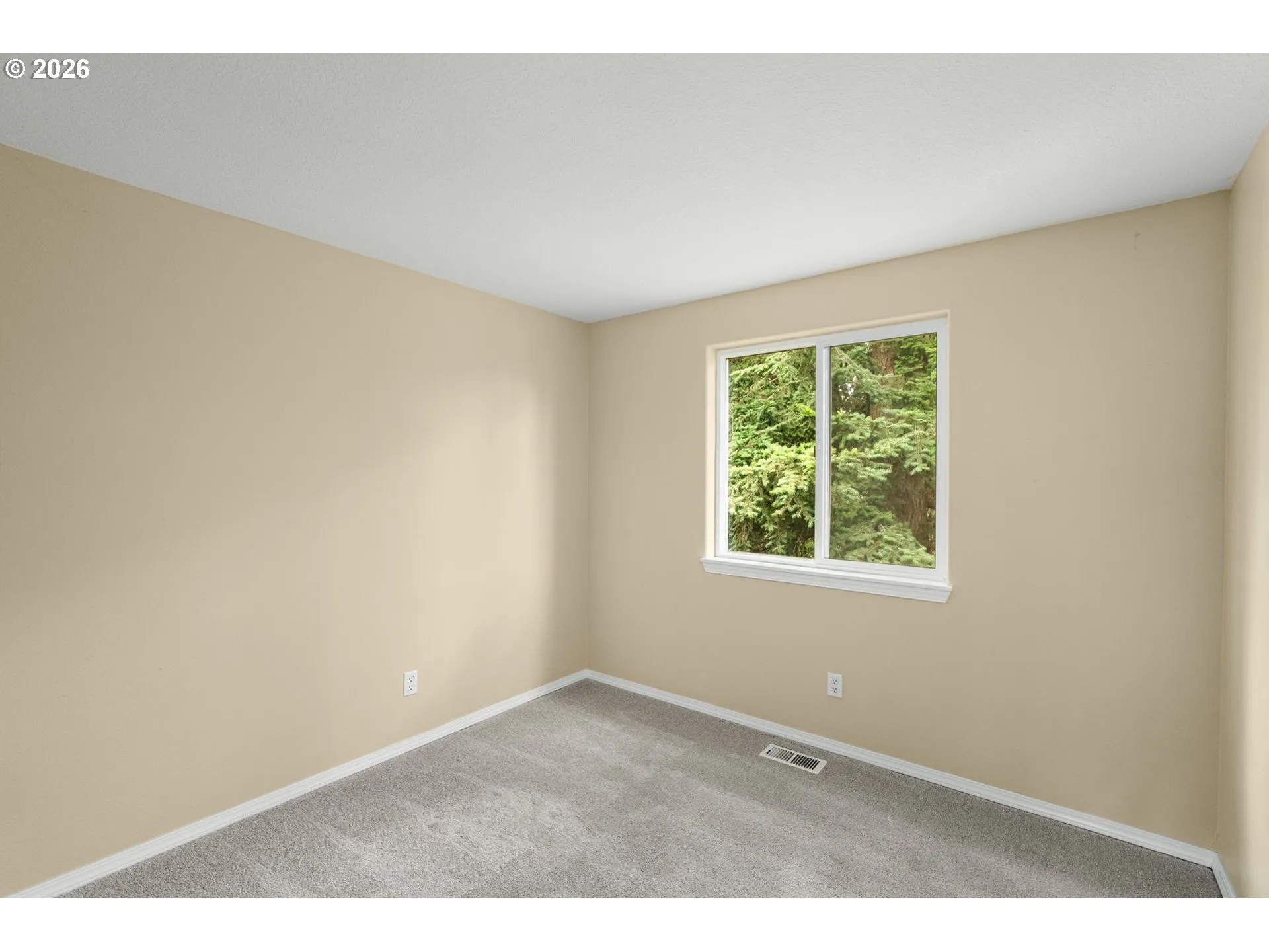 Bedroom-#2 Upper