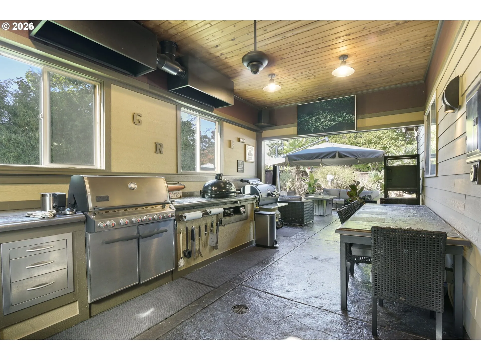 Barbecue Pit