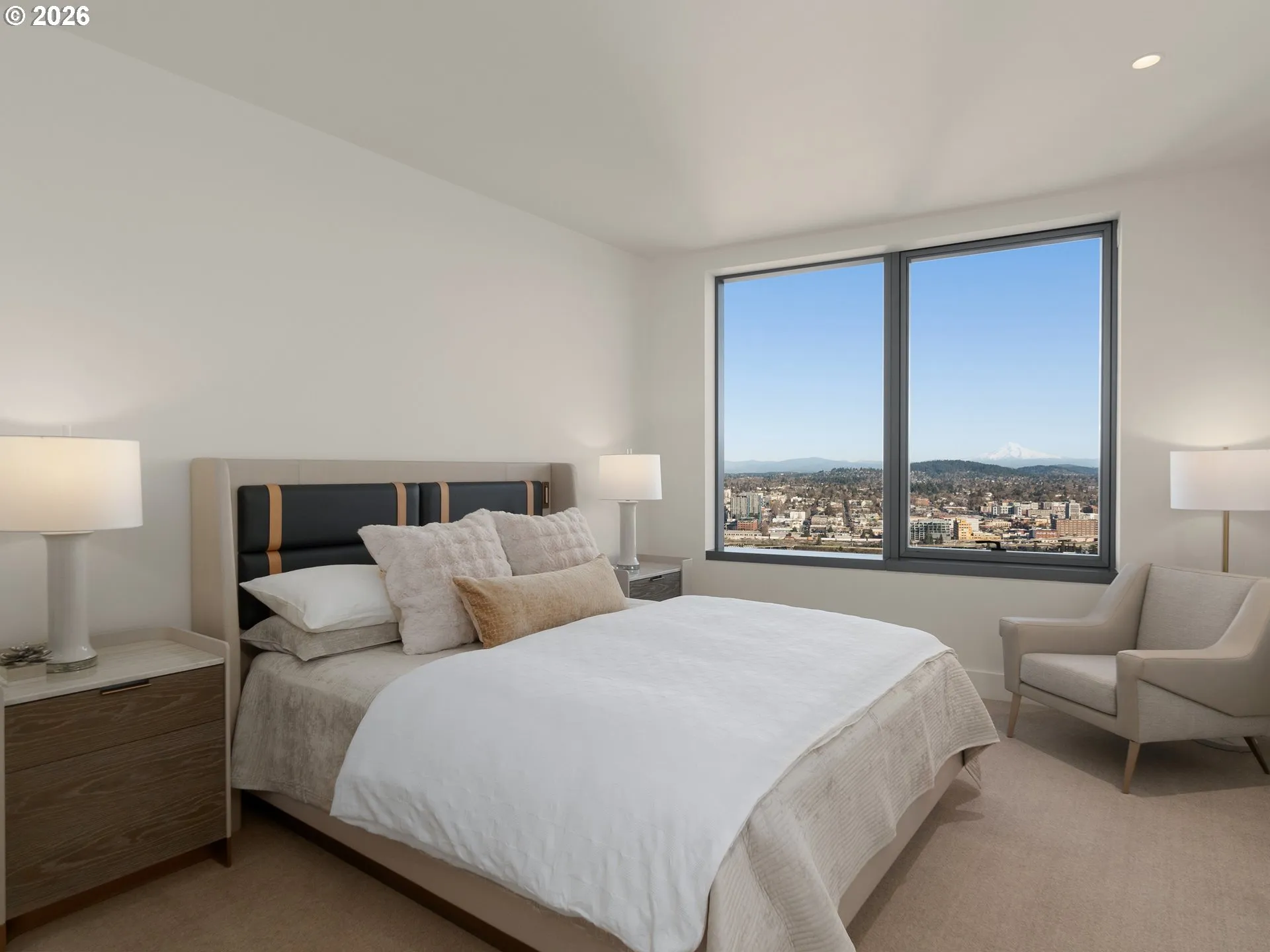 Bedroom, Primary