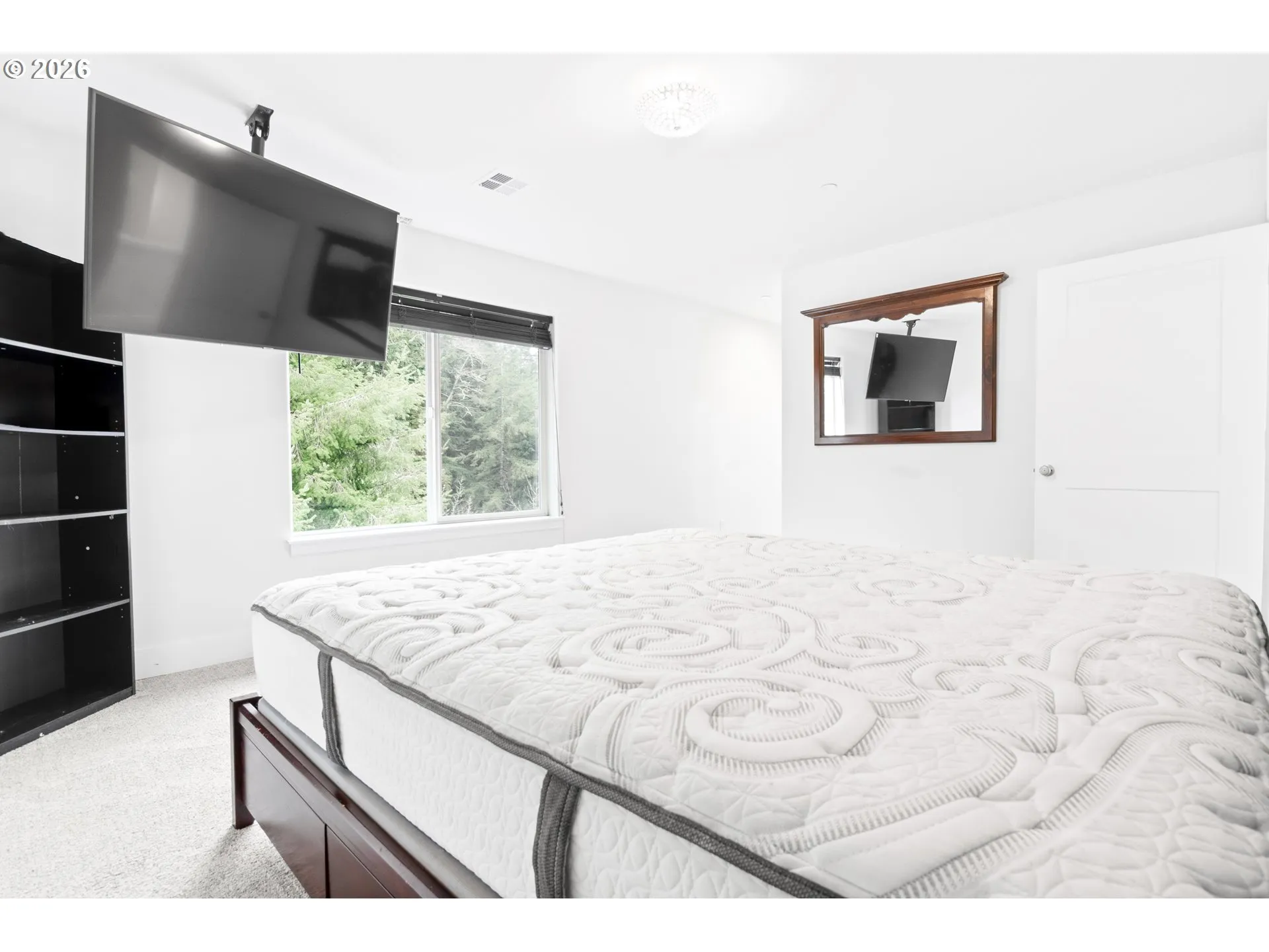 Bedroom, Primary