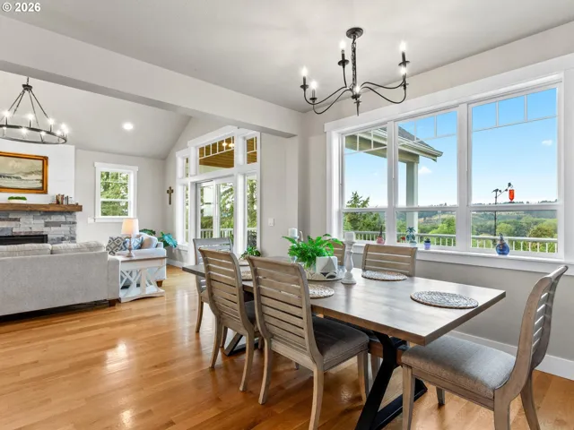 Dining Room-Formal