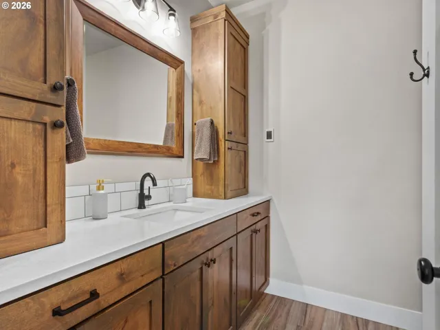 Bathroom-Lower