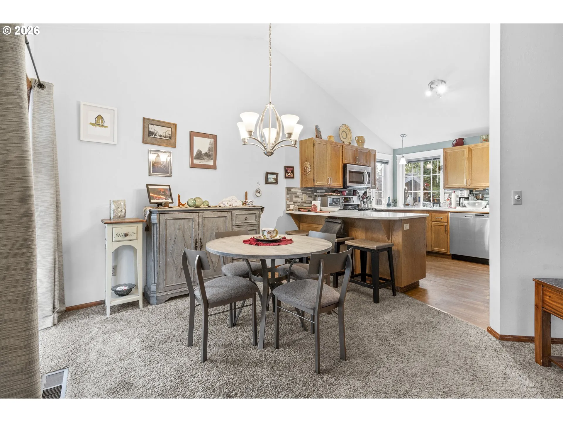 Kitchen/Dining Room