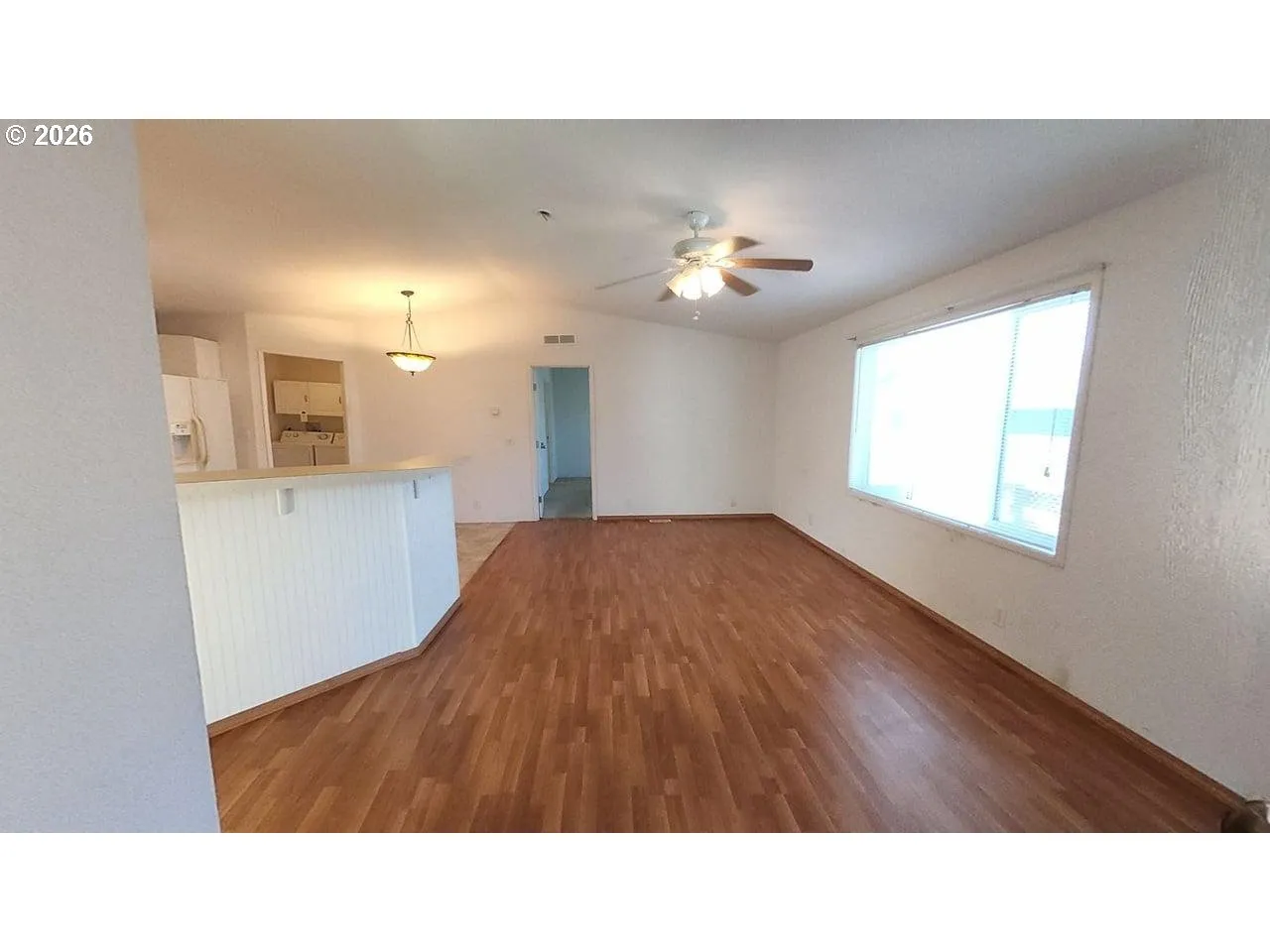 Living Room-Vaulted Ceilings