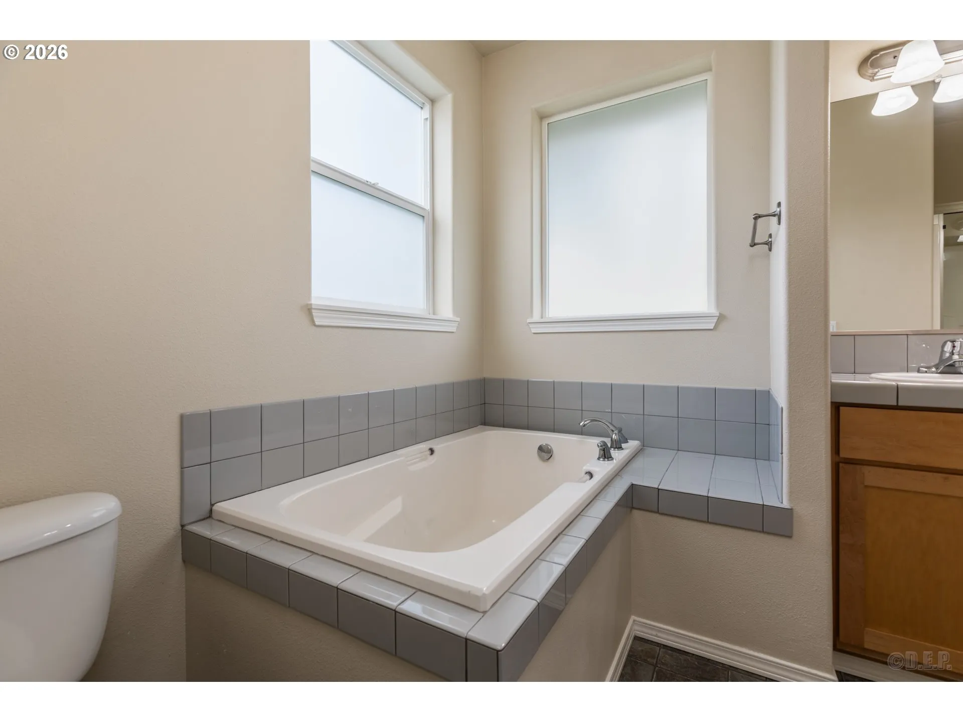 Bathroom, Attached-Garden Tub