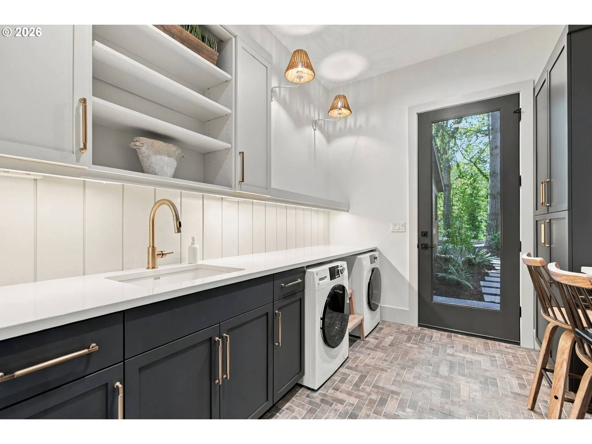 Laundry-Main