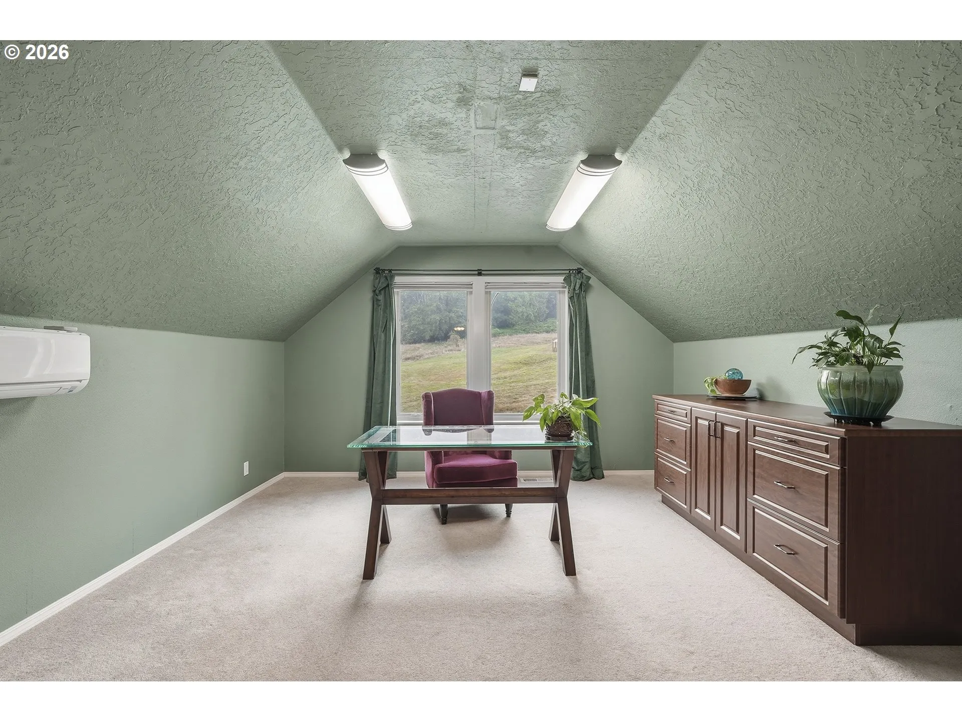 Primary Bedroom-Walk-In Closet