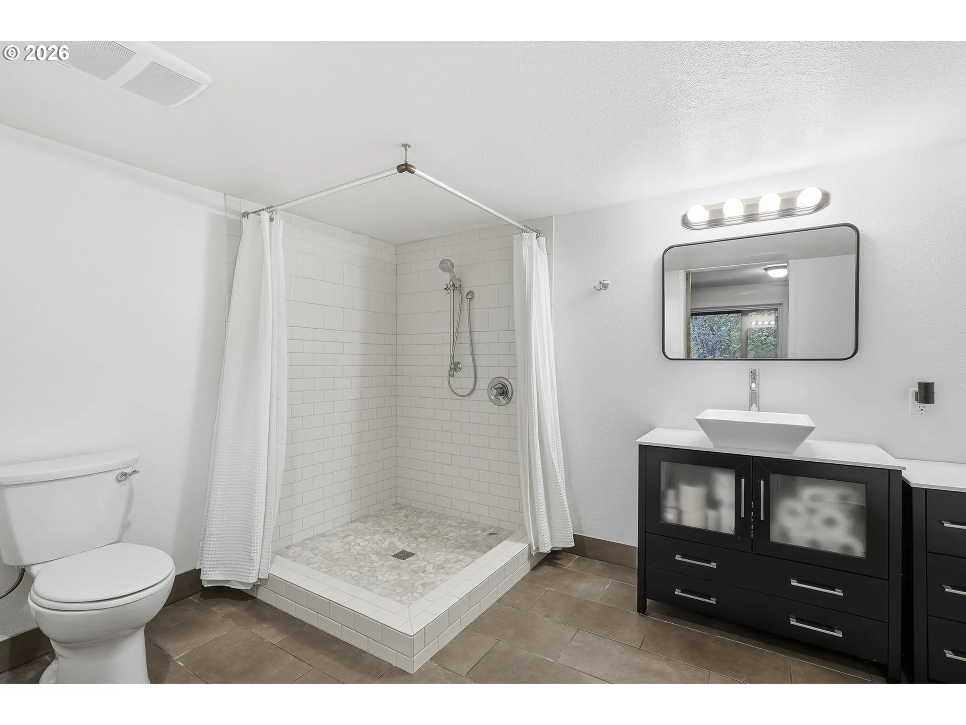 Bathroom-Lower