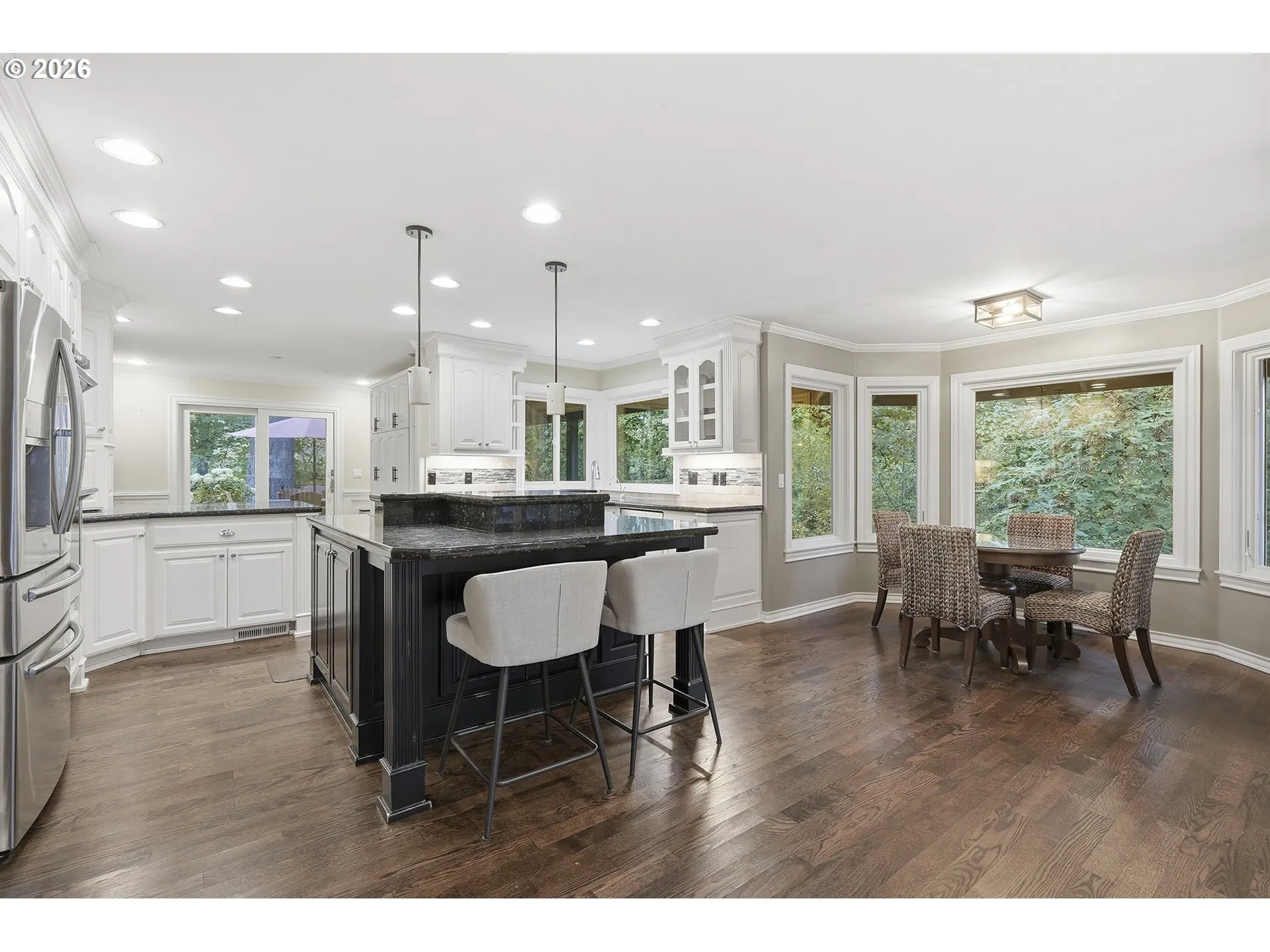 Kitchen/Nook-Eating Area