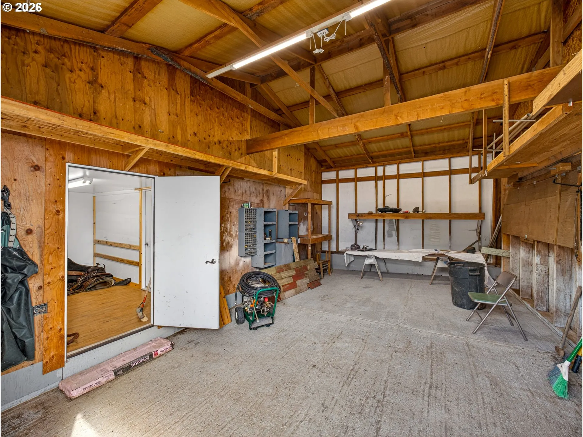 Barn