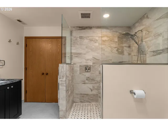 Owner's Suite Bathroom-Walk in Shower