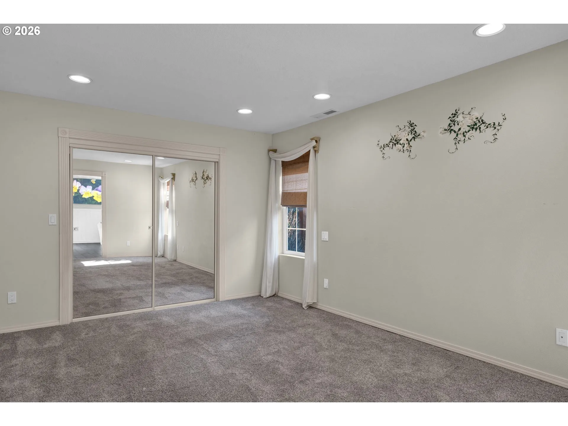 Bedroom, Primary-Lower