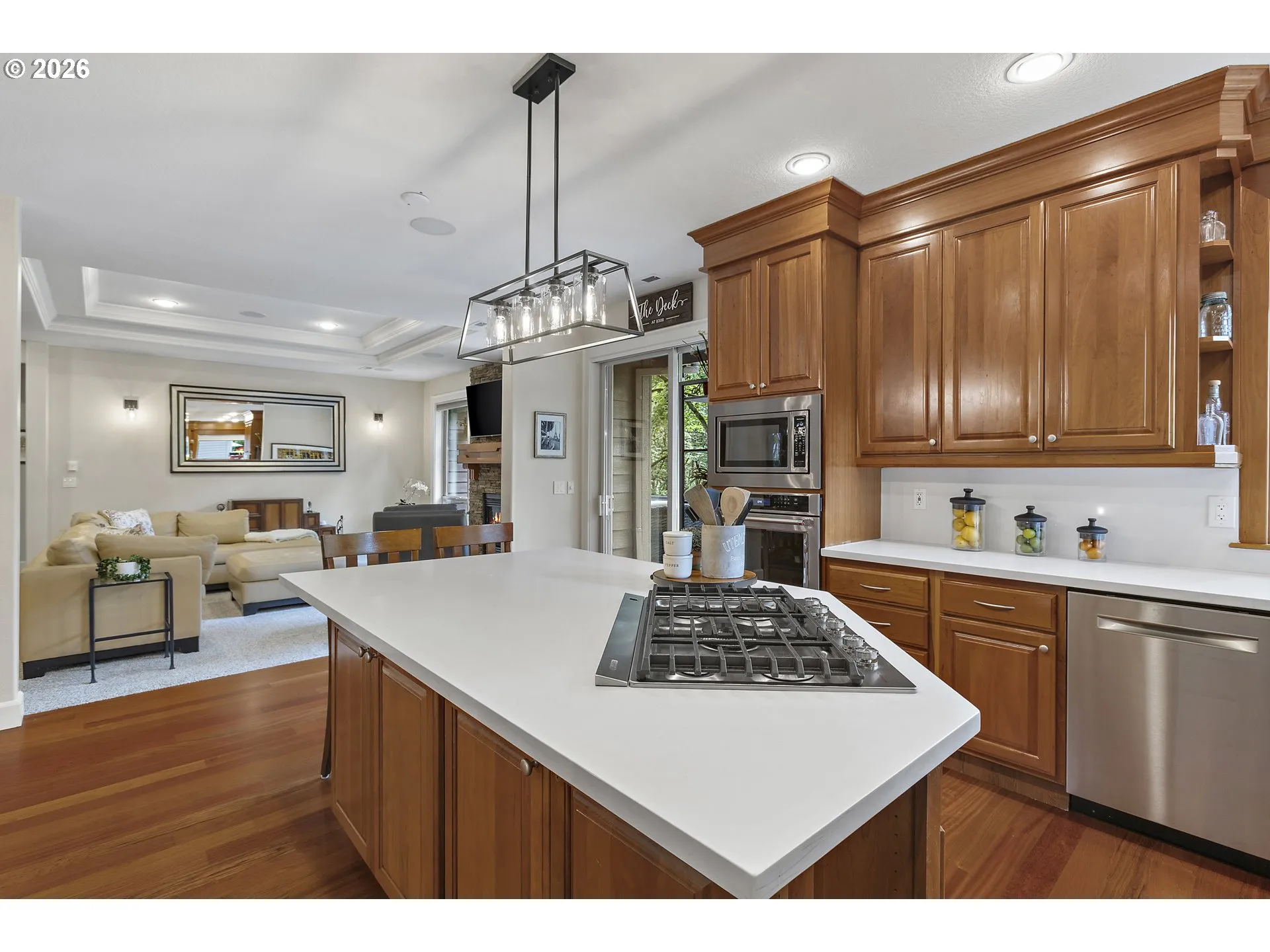 Kitchen/Living Room-Island