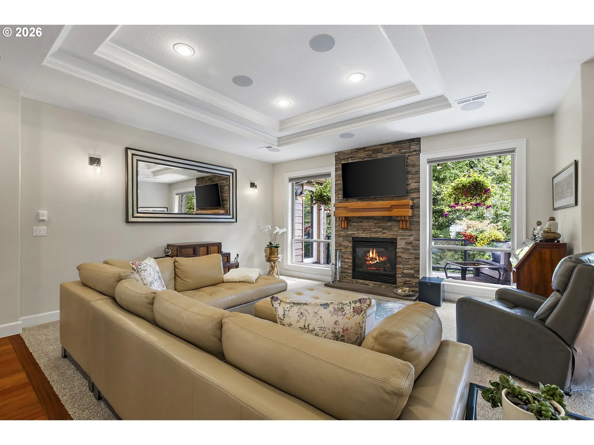 Living Room-Fireplace