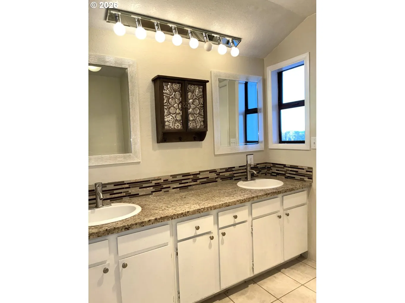 Primary Bedroom-Attached Bathroom