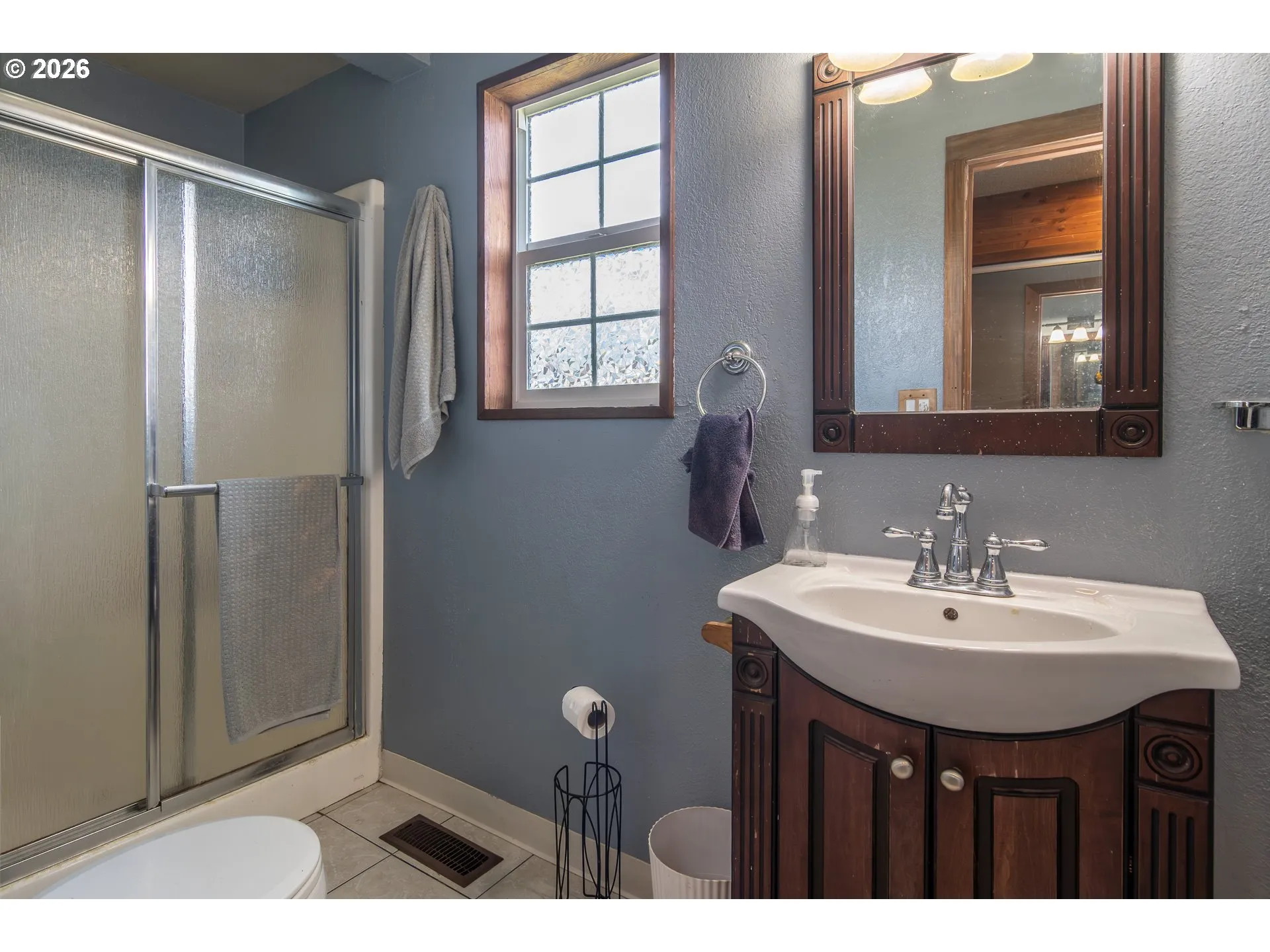 Primary Bedroom-Attached Bathroom