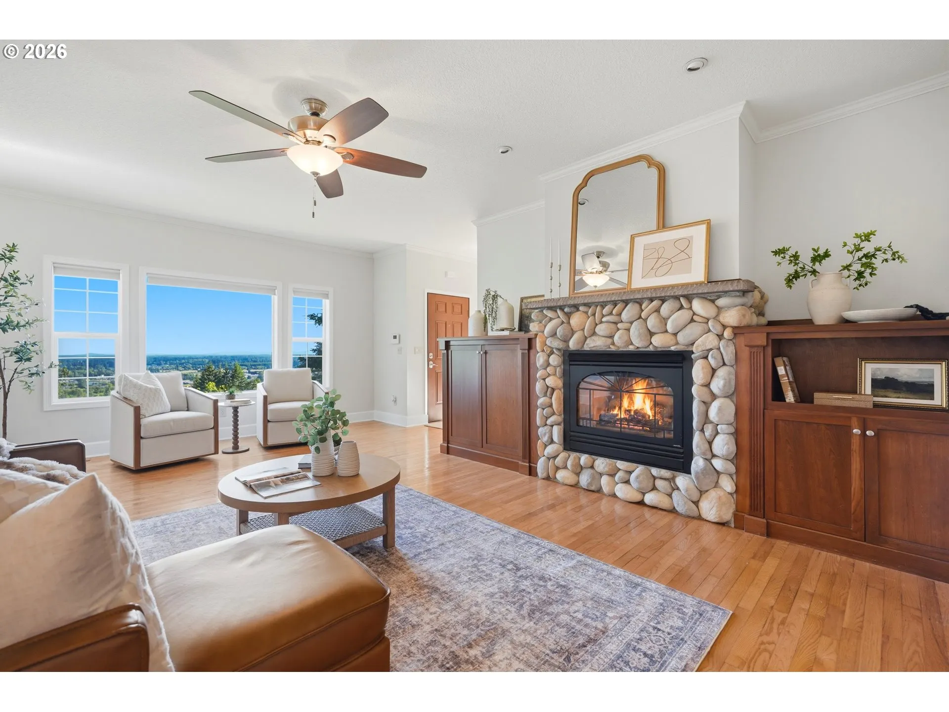 Living Room-Fireplace