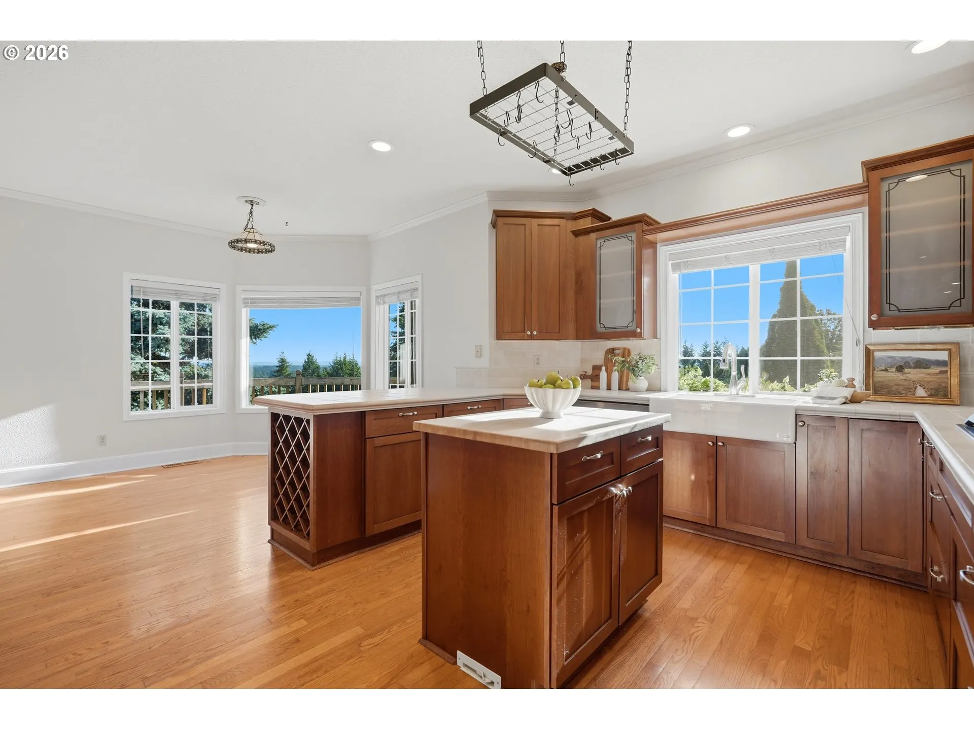 Kitchen-Island