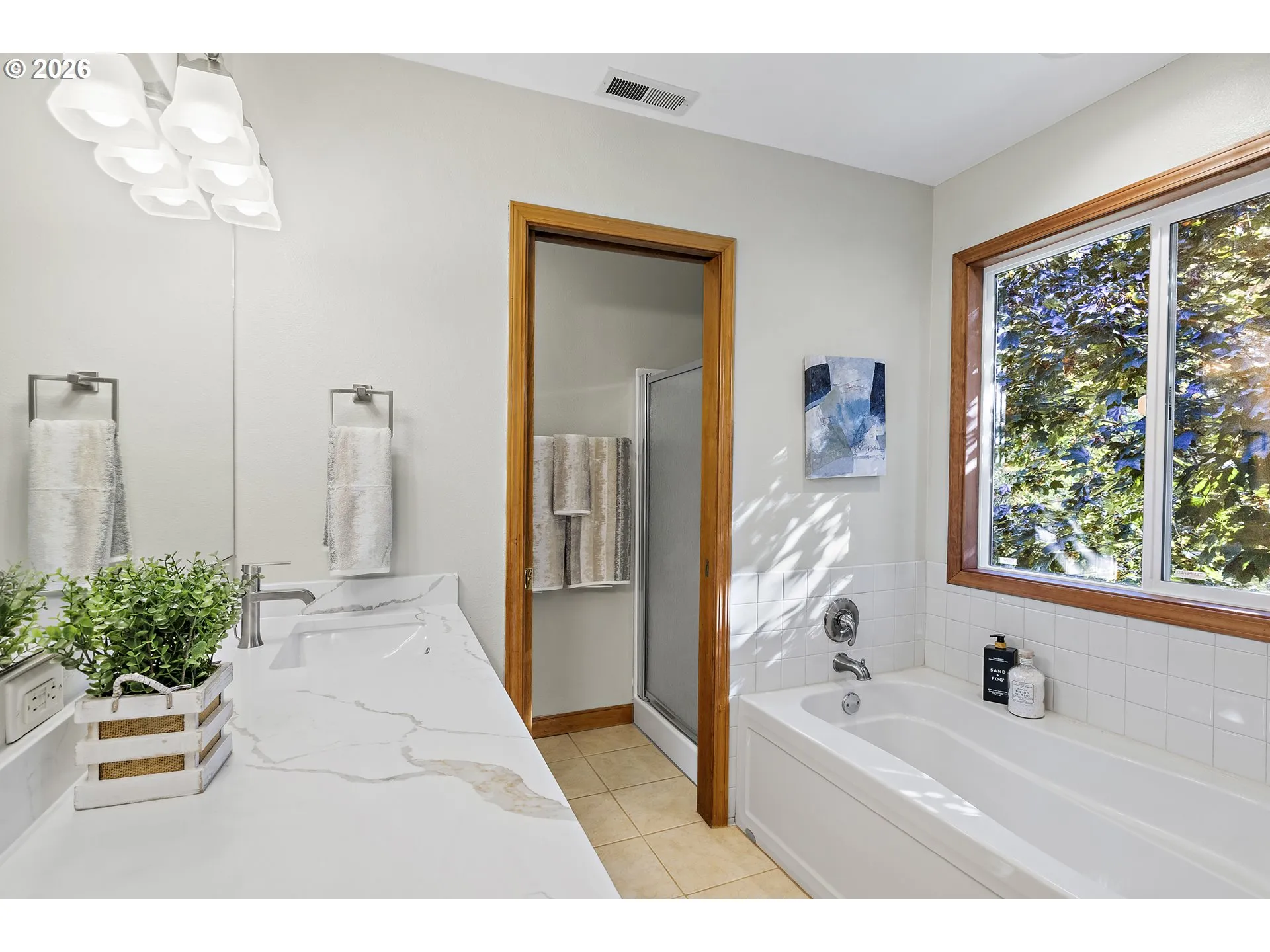 Owner's Suite Bathroom-Garden Tub