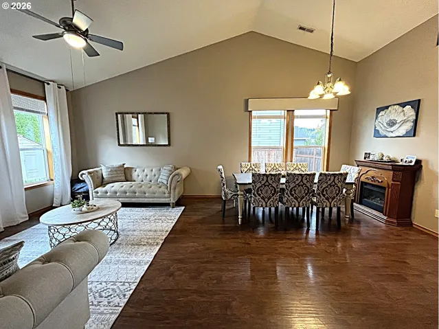 Living Room/Dining Room