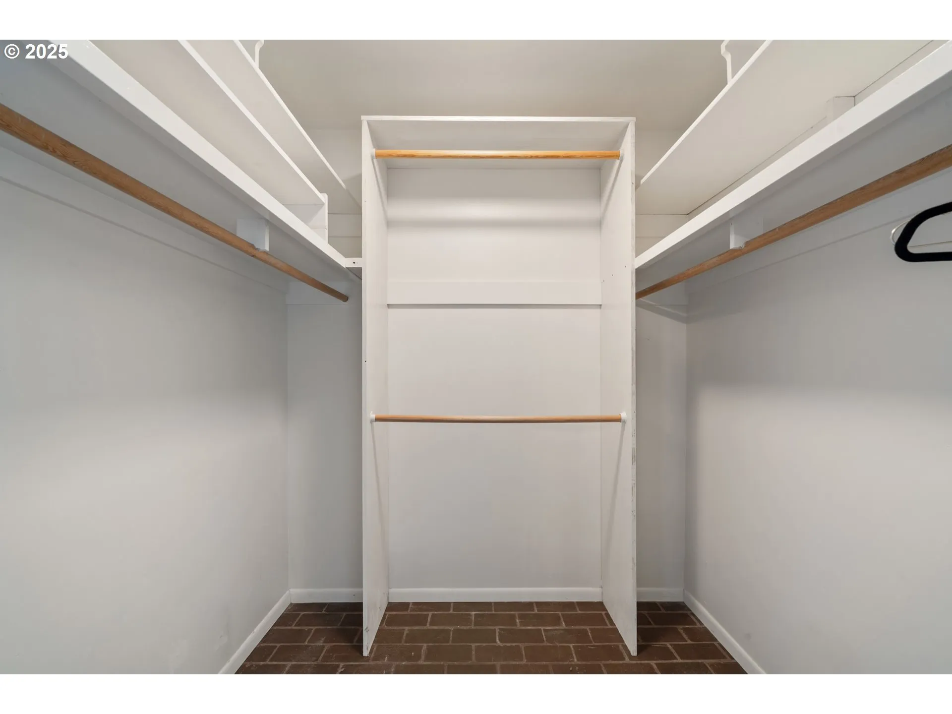 Bedroom, Primary-Walk-In Closet