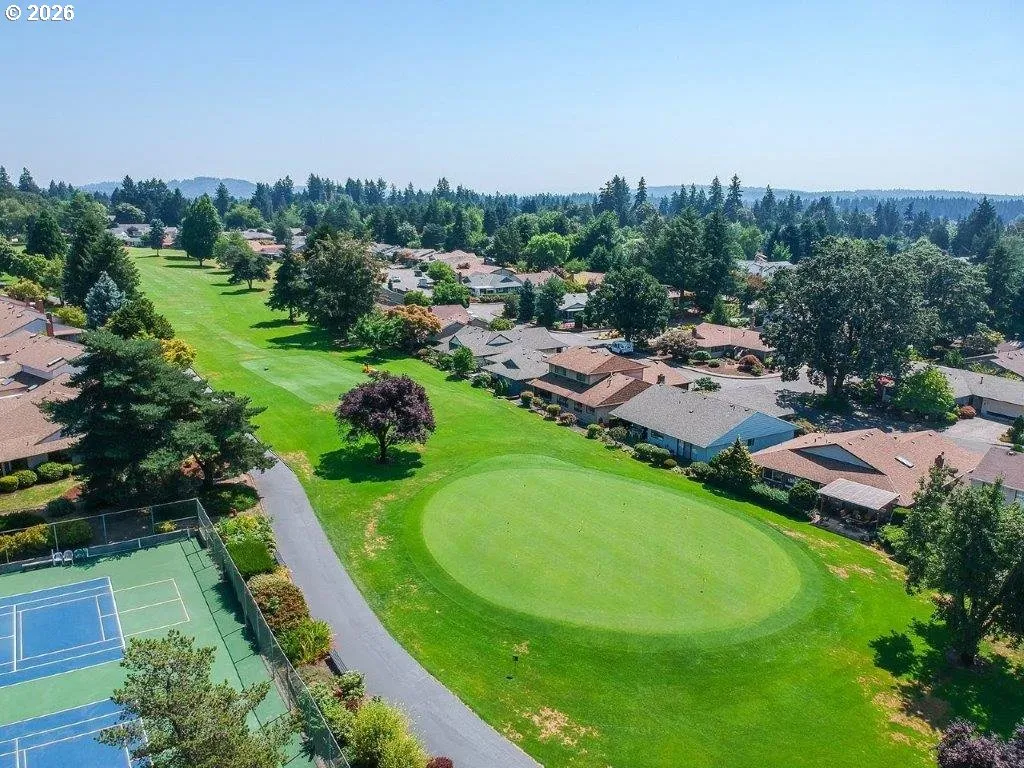 Community Amenities-Golf Course