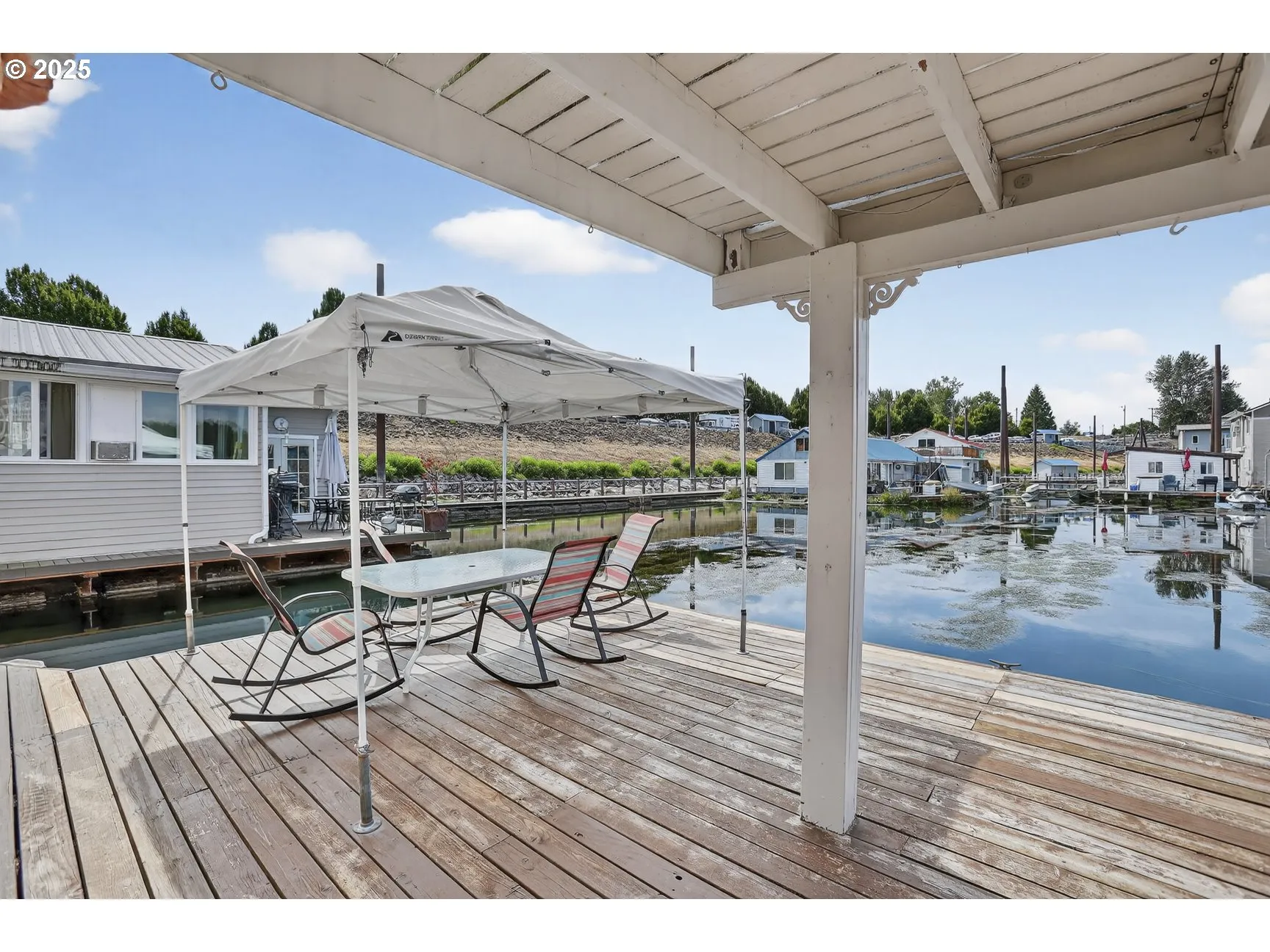 Deck