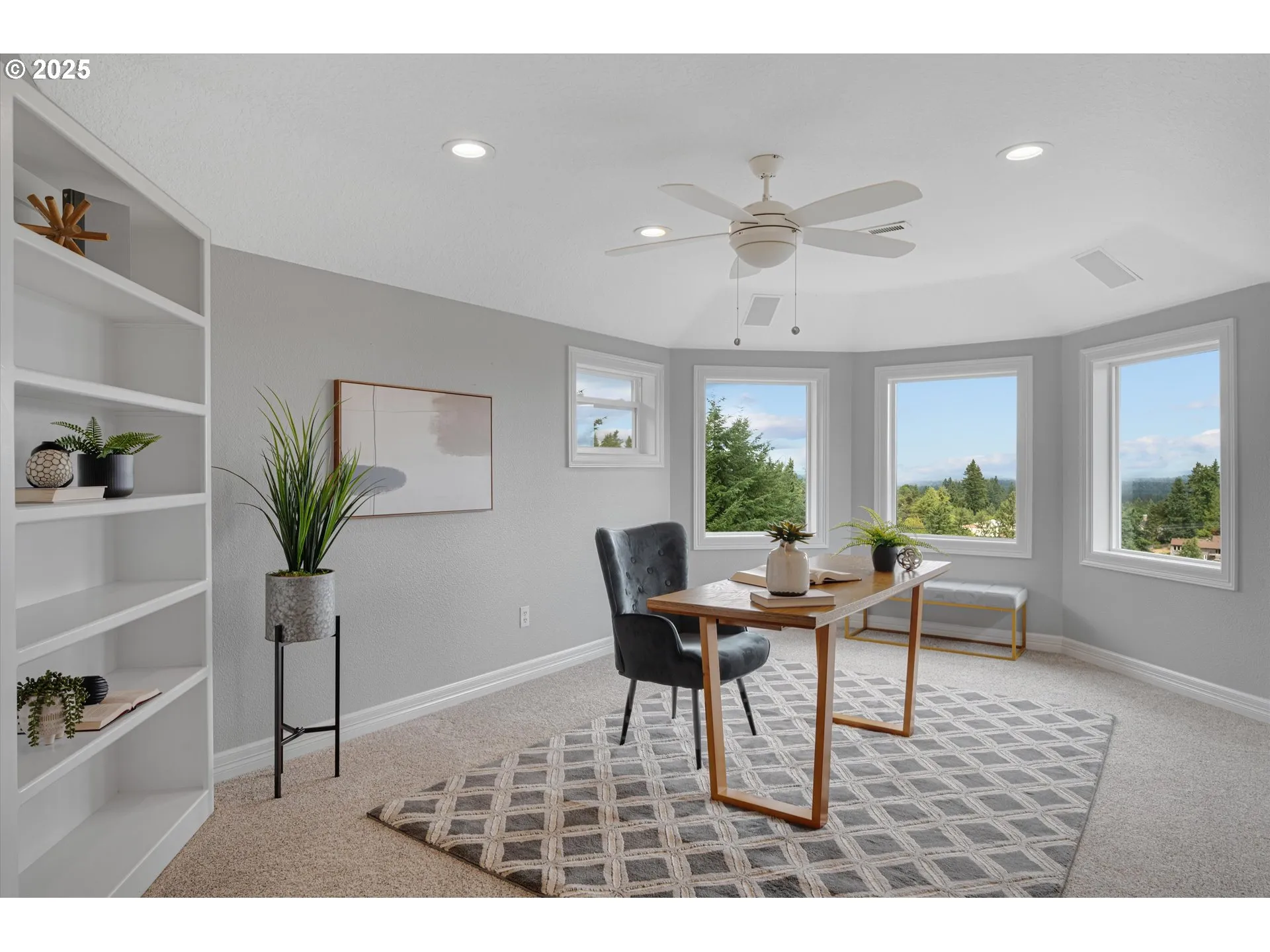 Den/Office-Upper