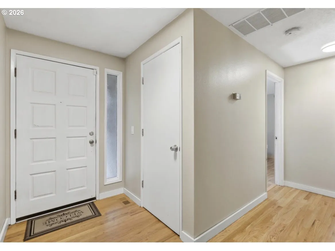 Entrance/Foyer