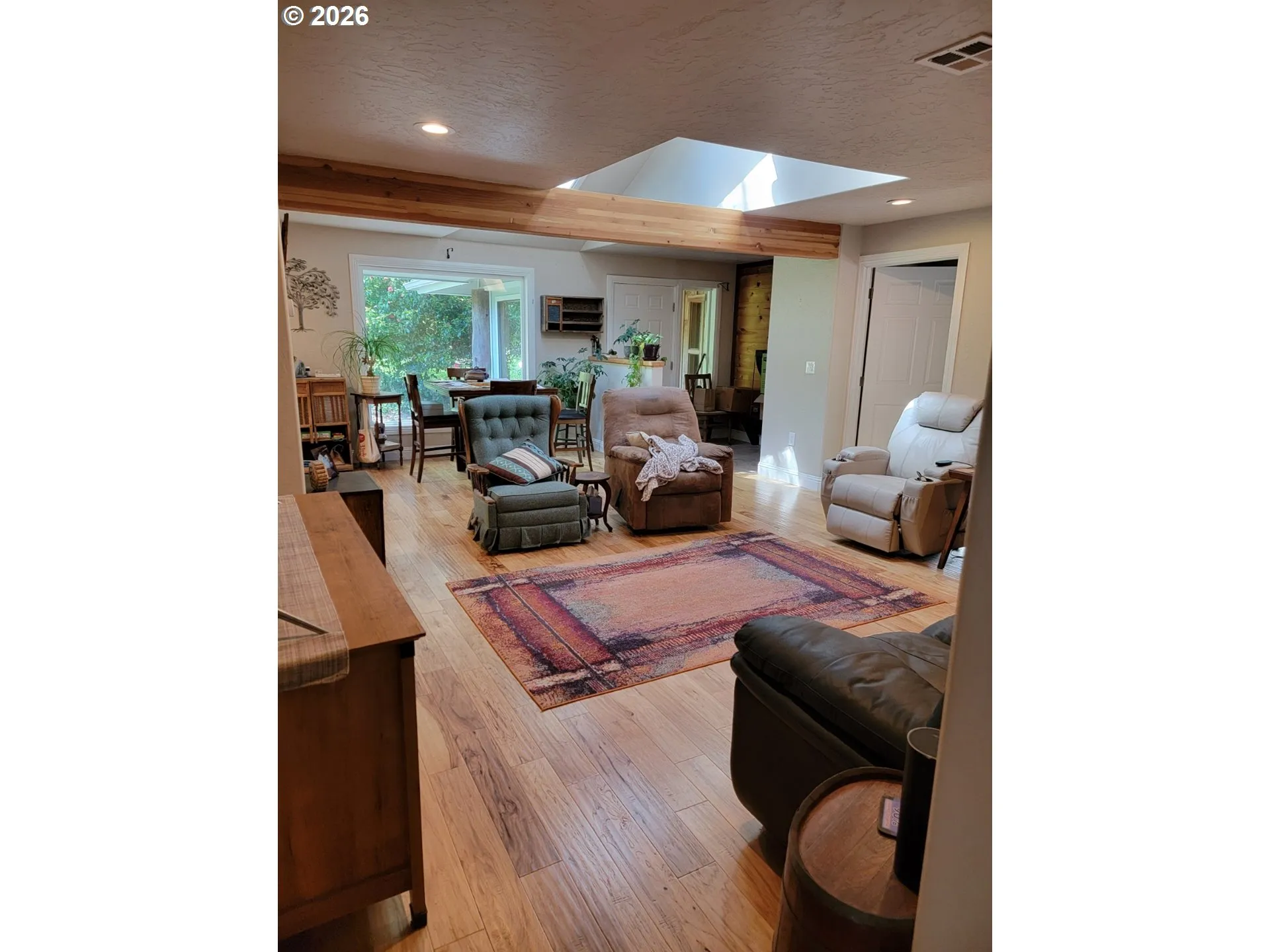 Living Room/Dining Room-Ceiling Fan