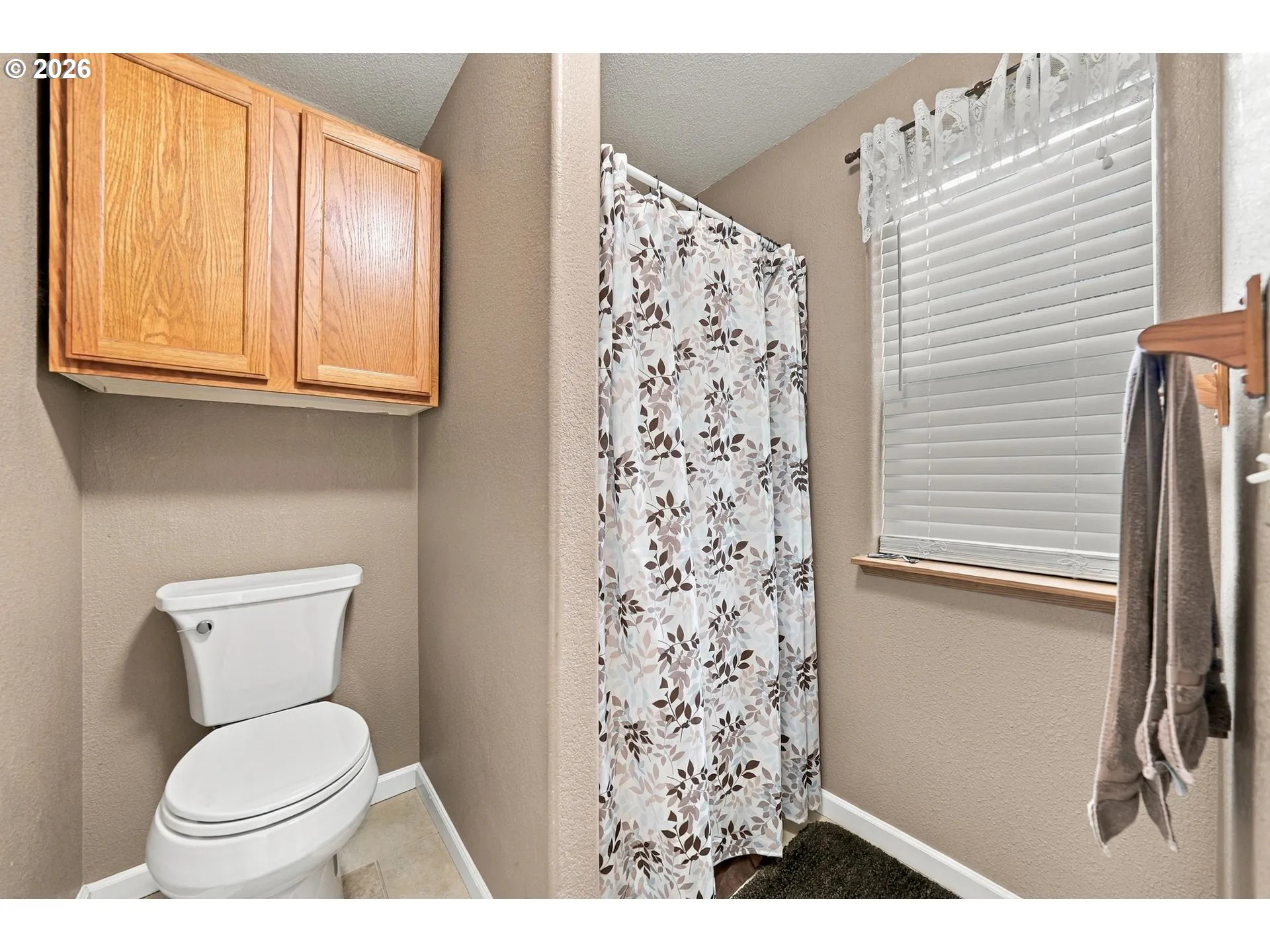 Primary Bedroom-Attached Bathroom