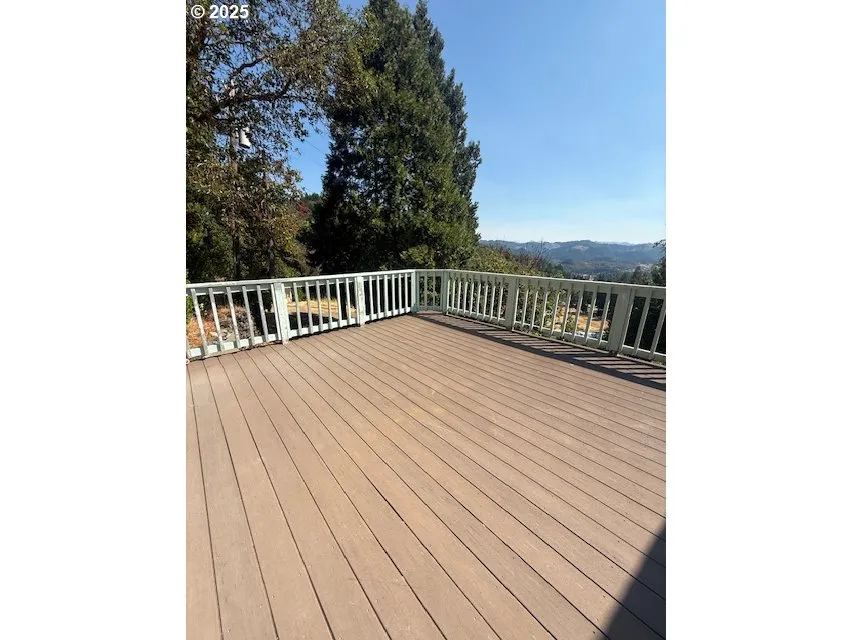 Deck-Upper