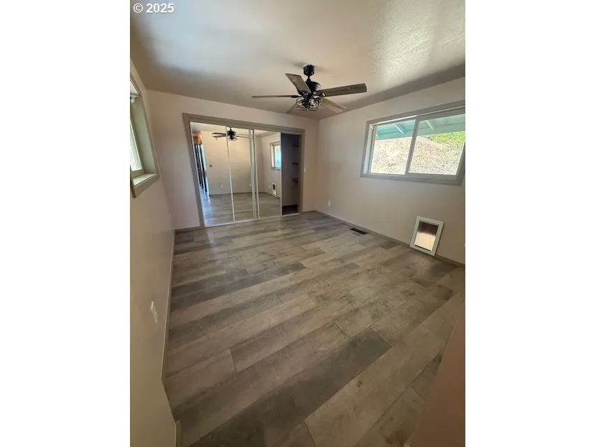 Bedroom, Primary-Upper