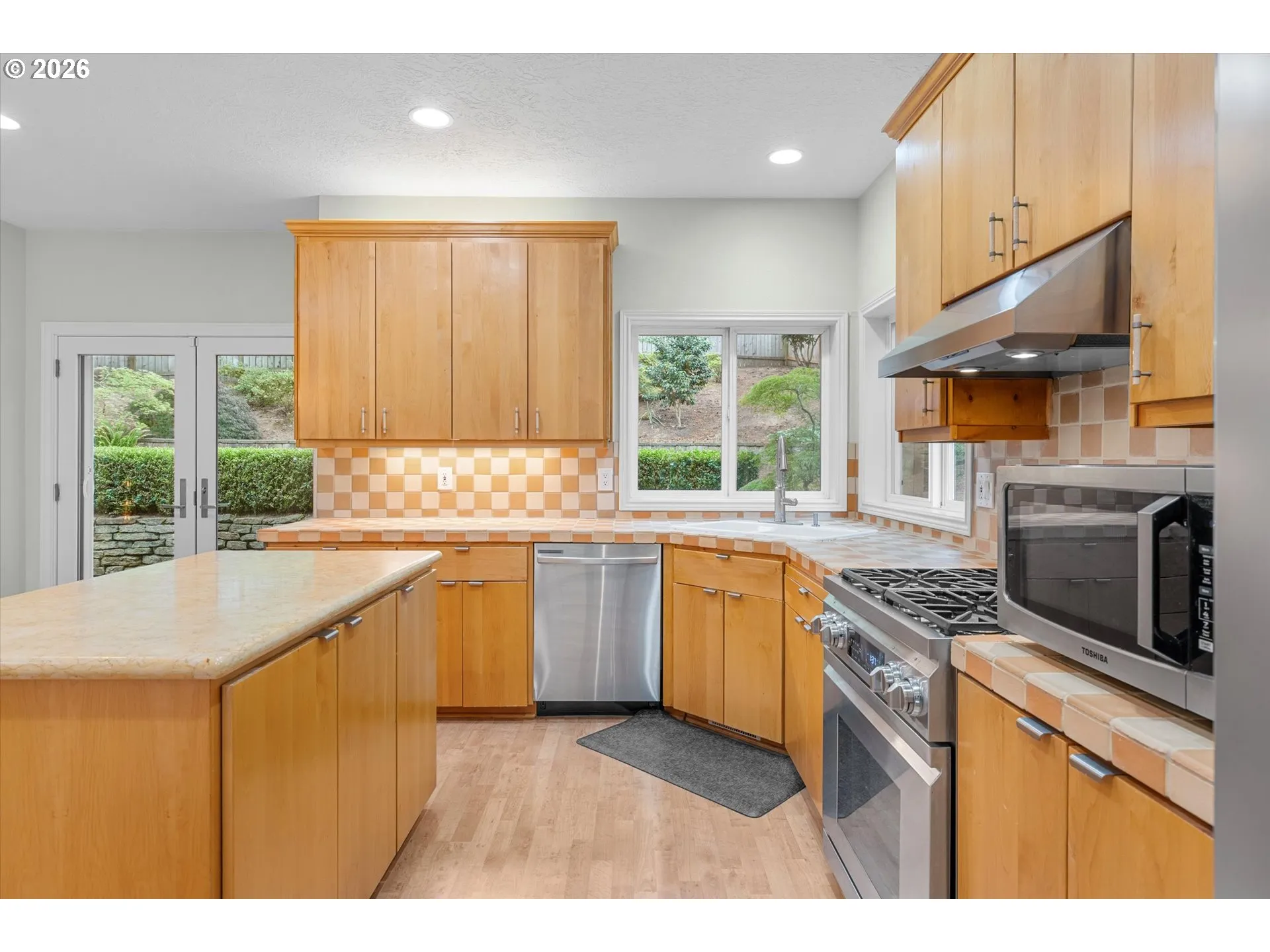 Kitchen-Island