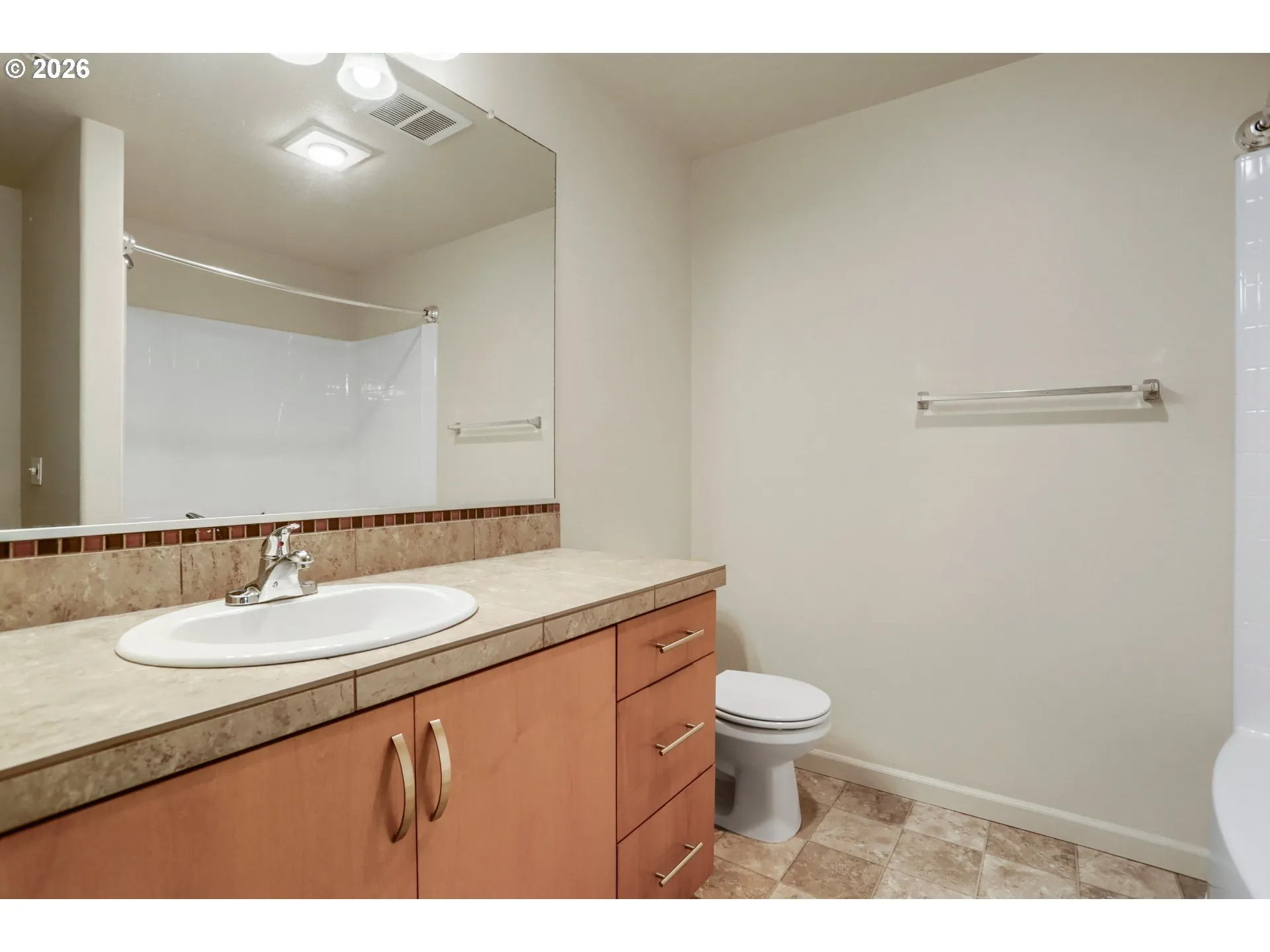 Bathroom, Attached