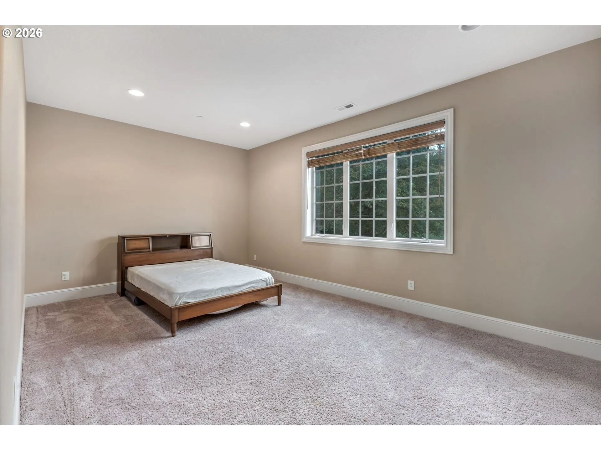 Bedroom-Upper