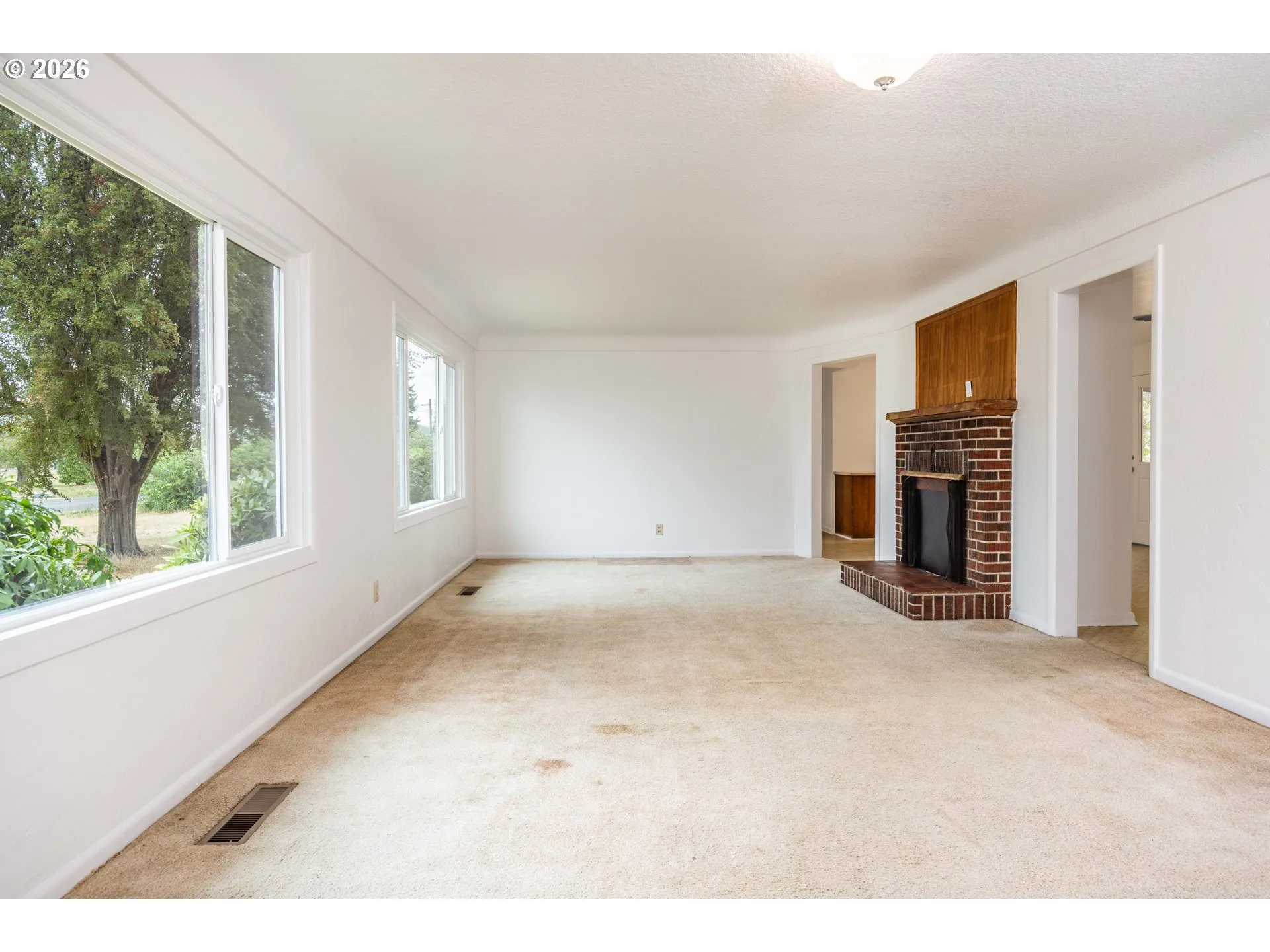Living Room/Entrance-# 1