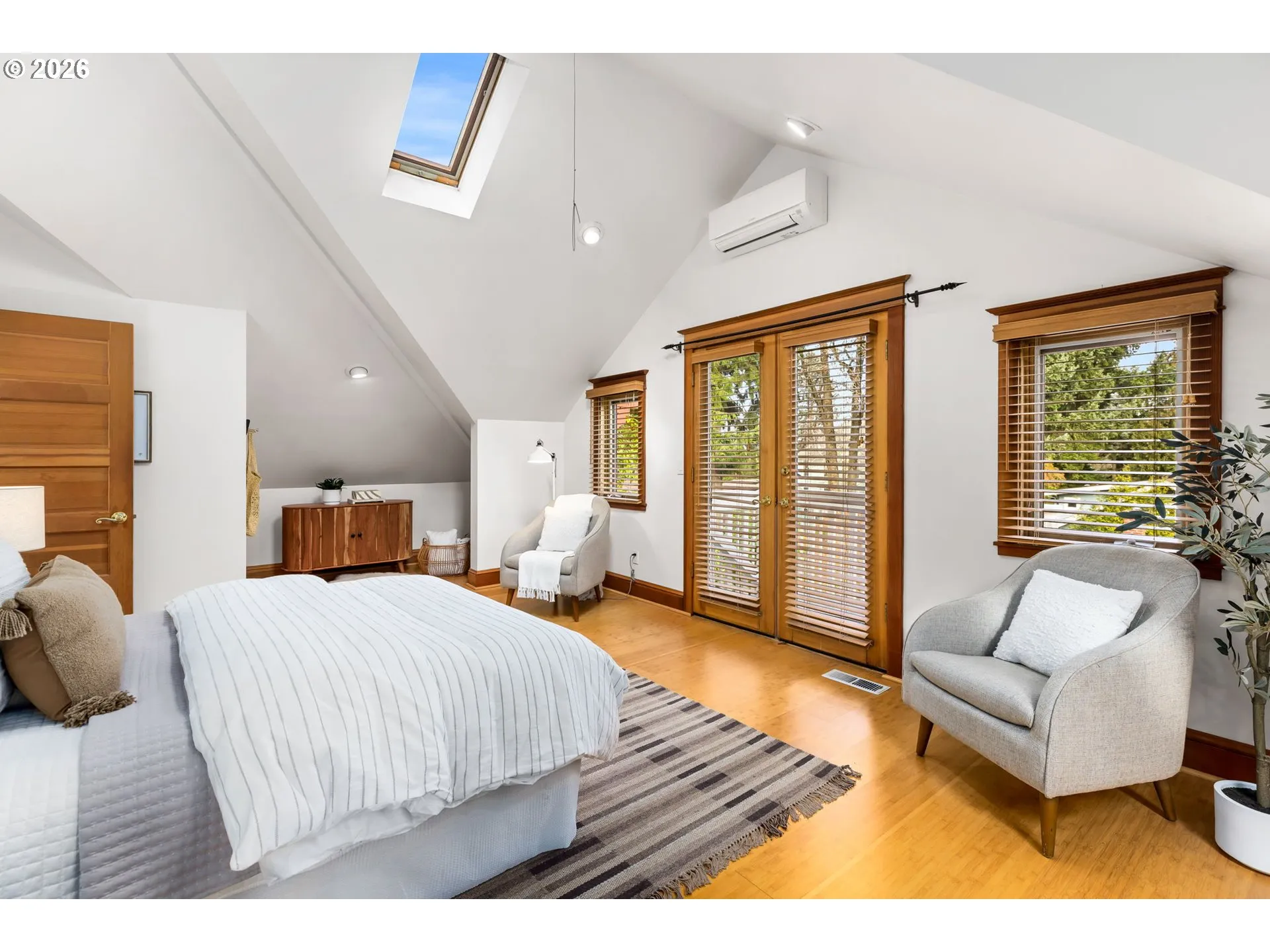 Bedroom, Owner's Suite