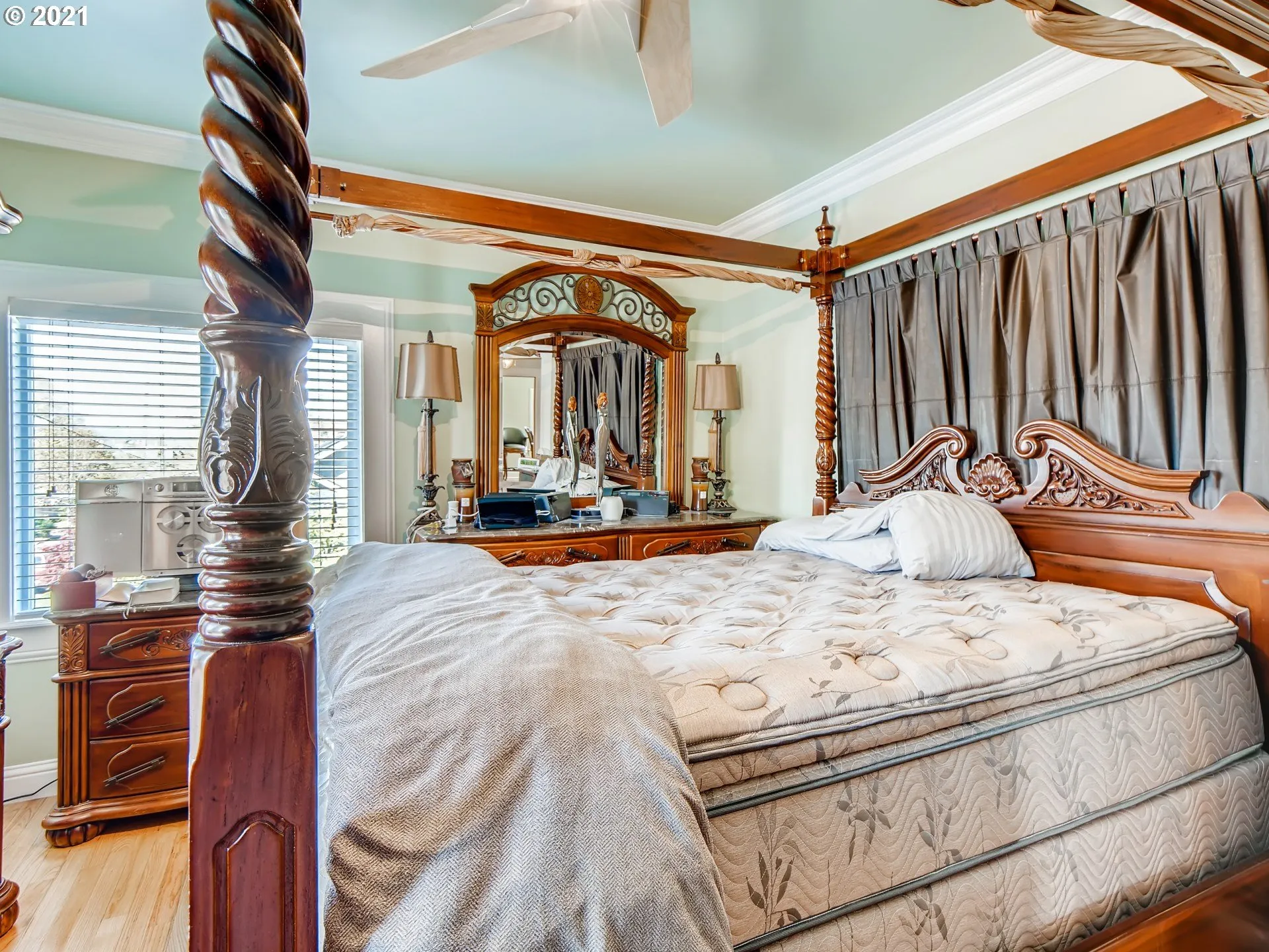 Bedroom-Upper